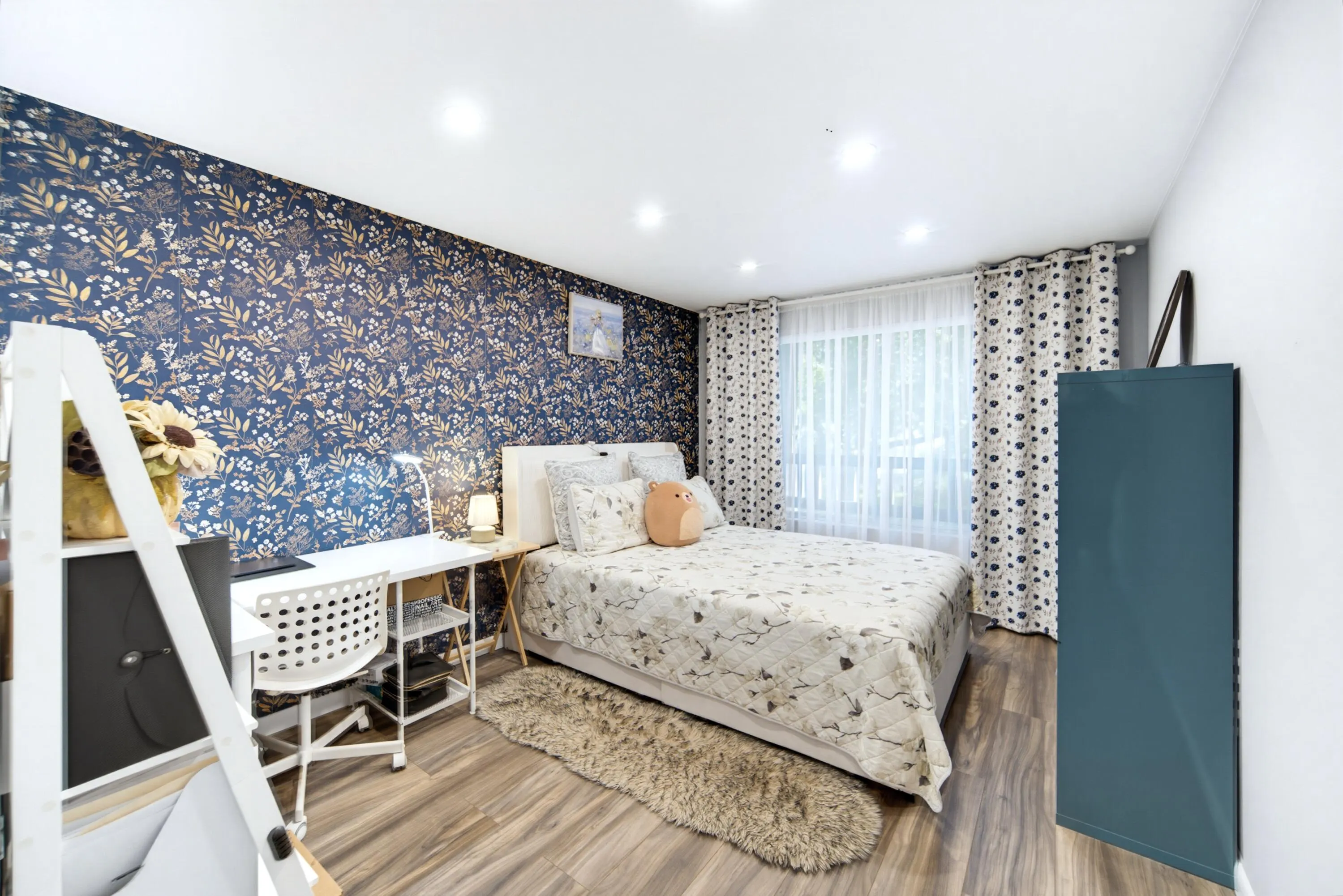 2276 DISCOVERY Circle W #2276