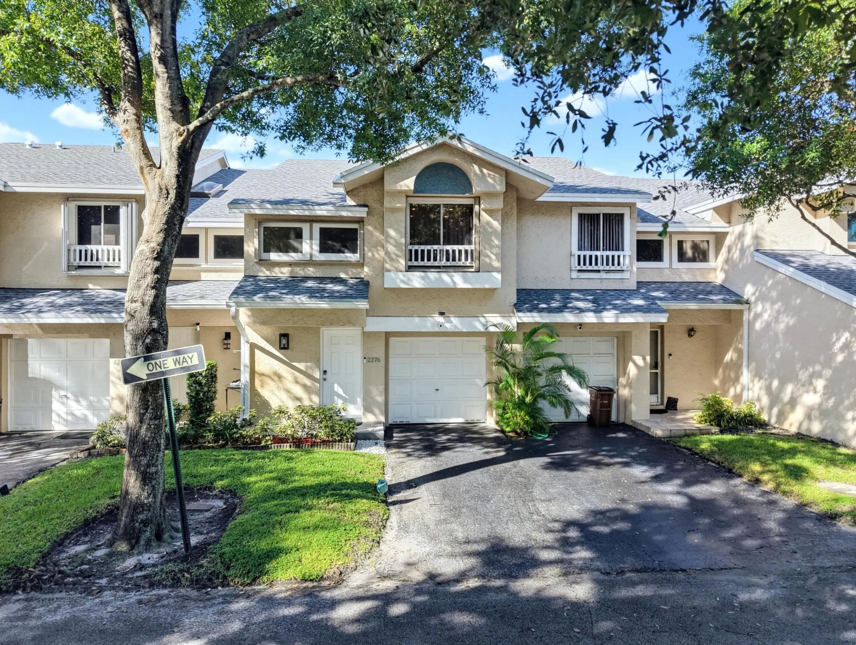 2276 DISCOVERY Circle W #2276
