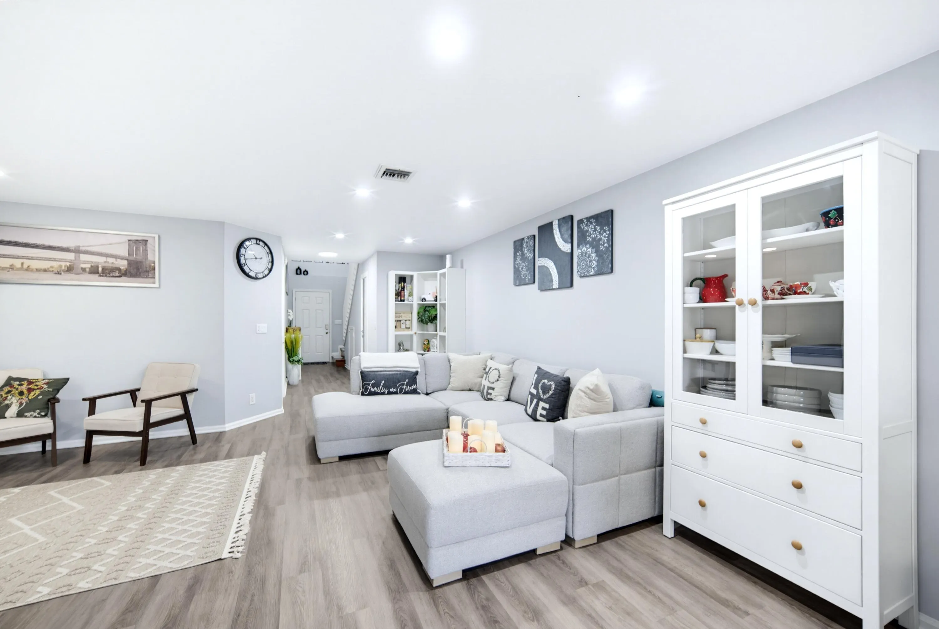 2276 DISCOVERY Circle W #2276