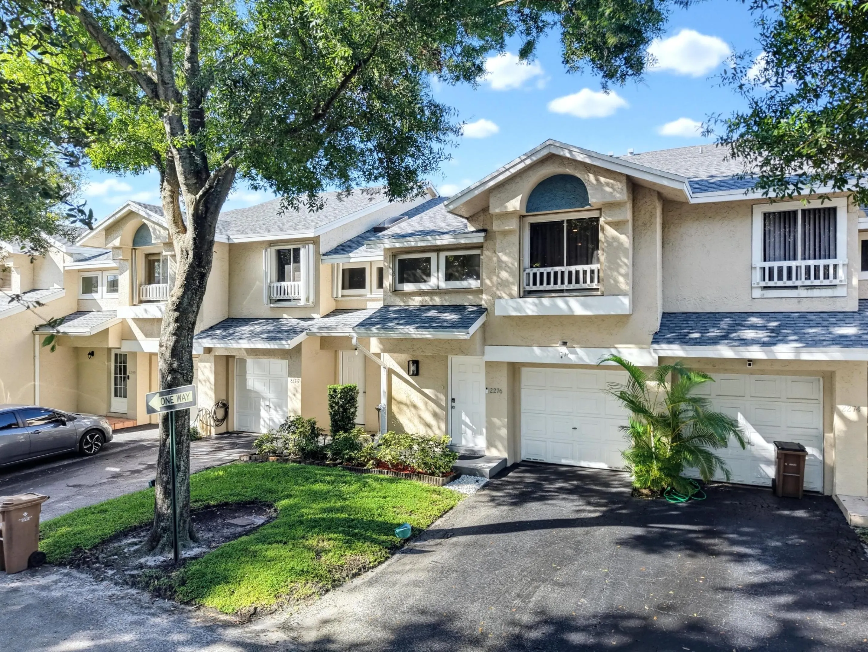 2276 DISCOVERY Circle W #2276