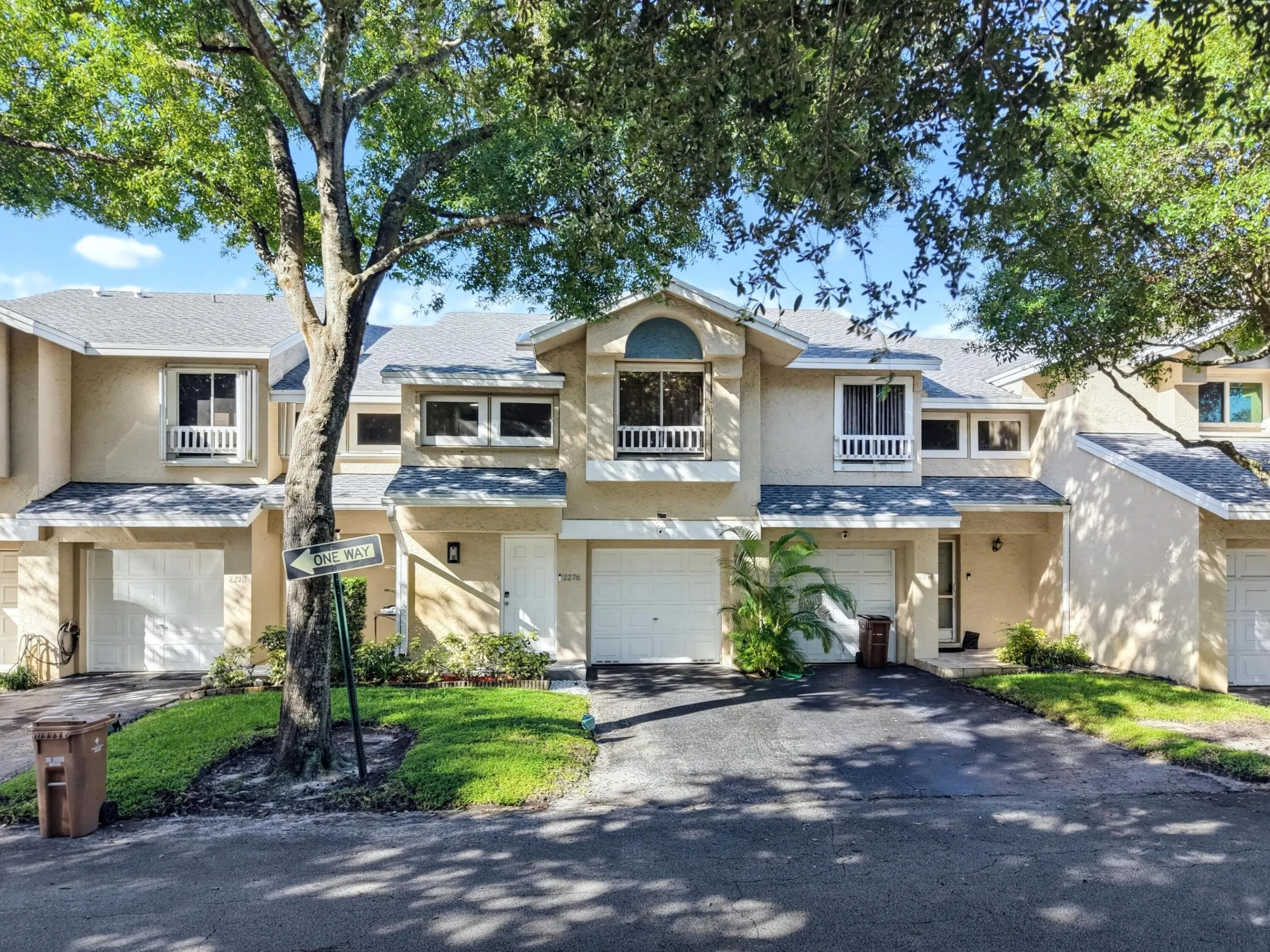 2276 DISCOVERY Circle W #2276