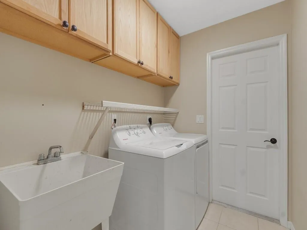 1108 COVERBROOK Lane
