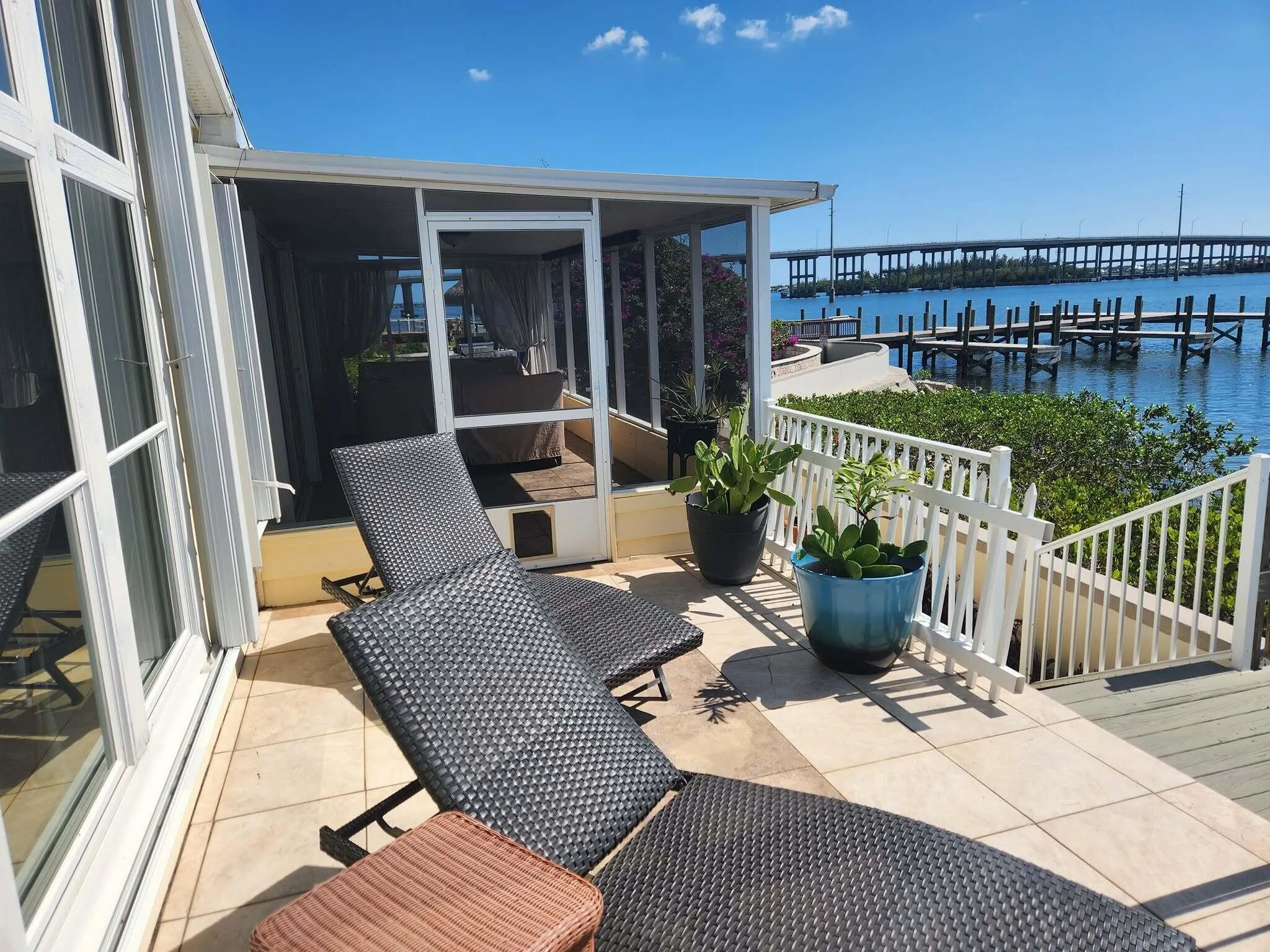 113 E Harbor Drive