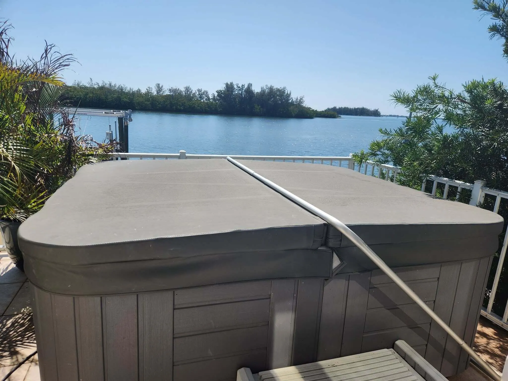 113 E Harbor Drive