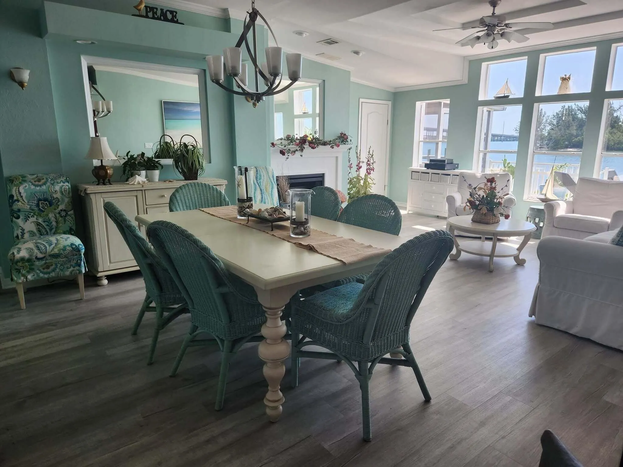 113 E Harbor Drive