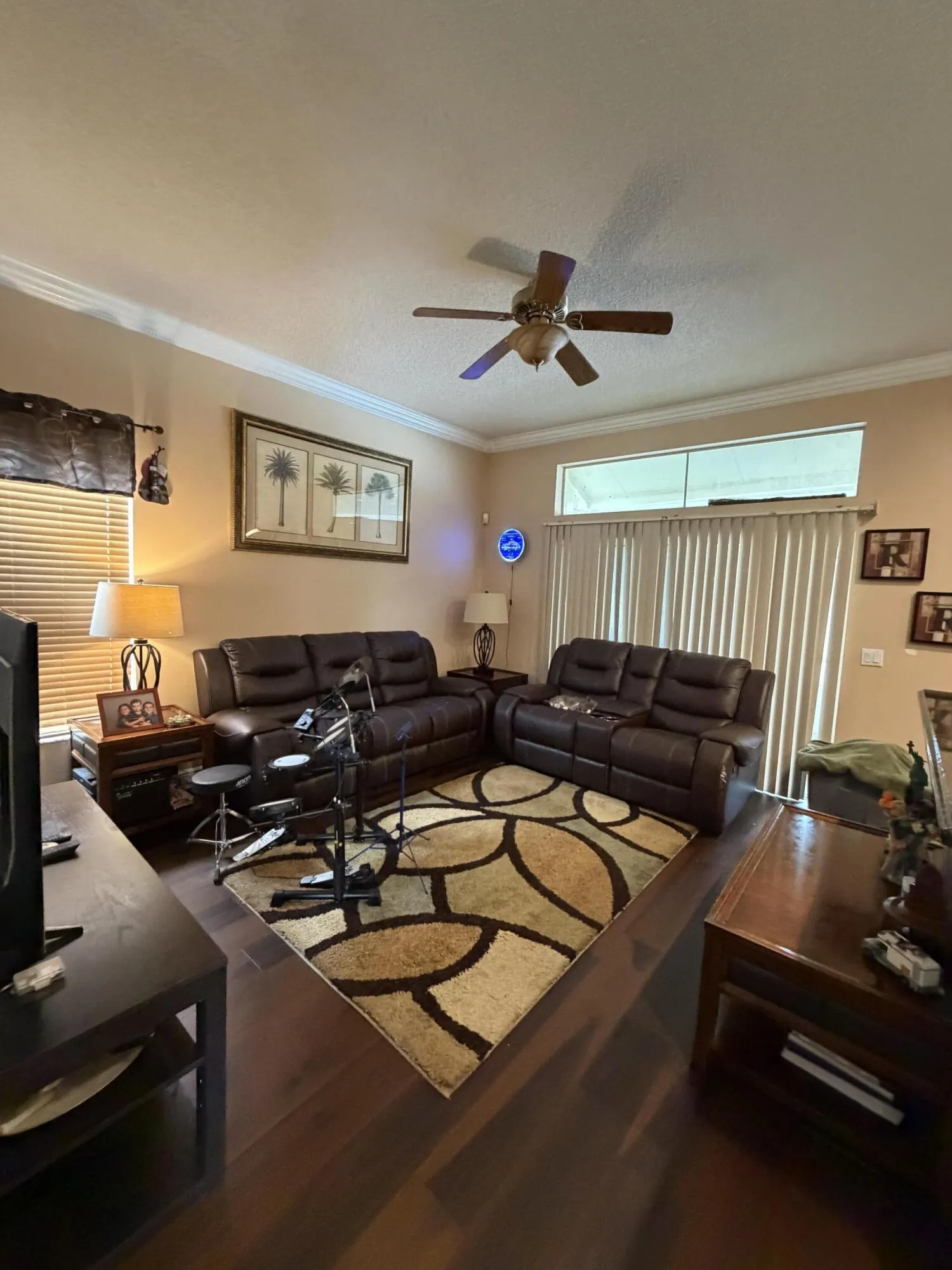 6801 Las Colinas Lane