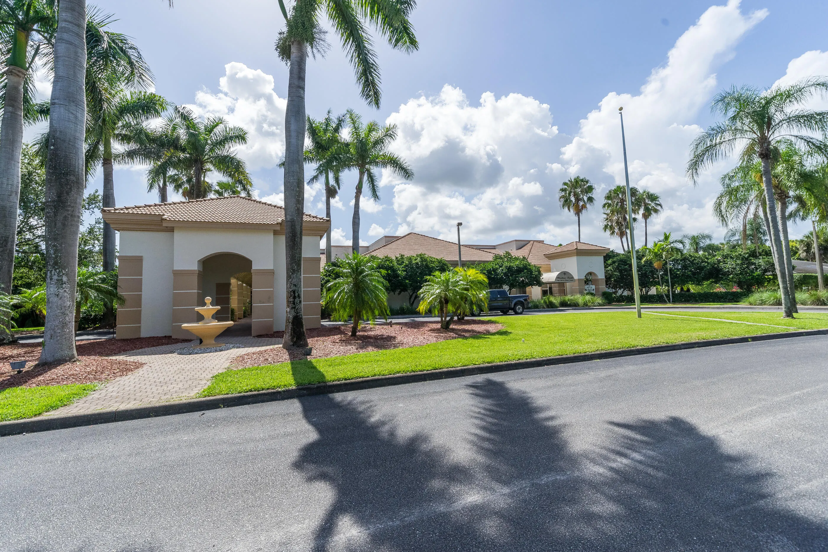 6801 Las Colinas Lane