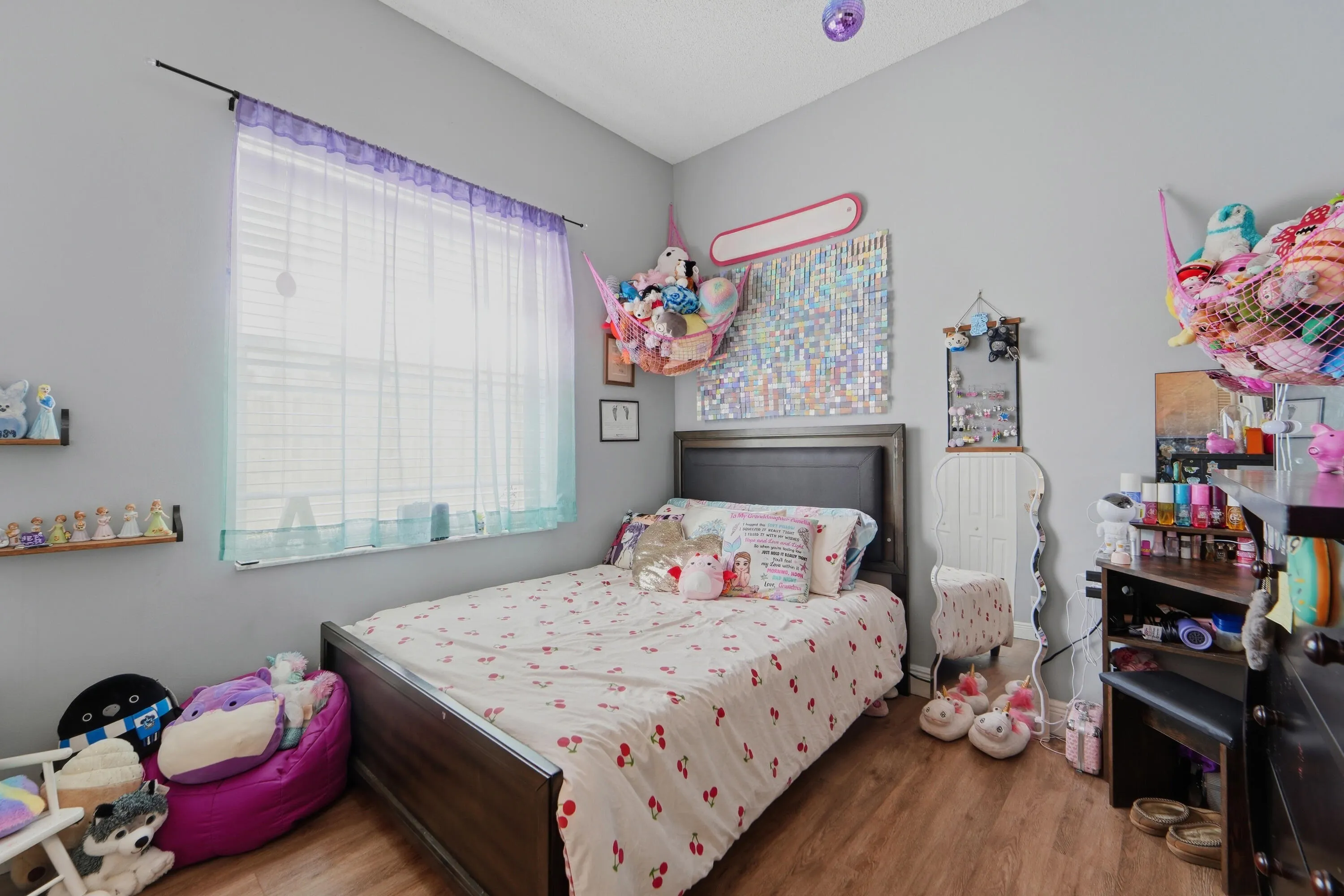 6801 Las Colinas Lane