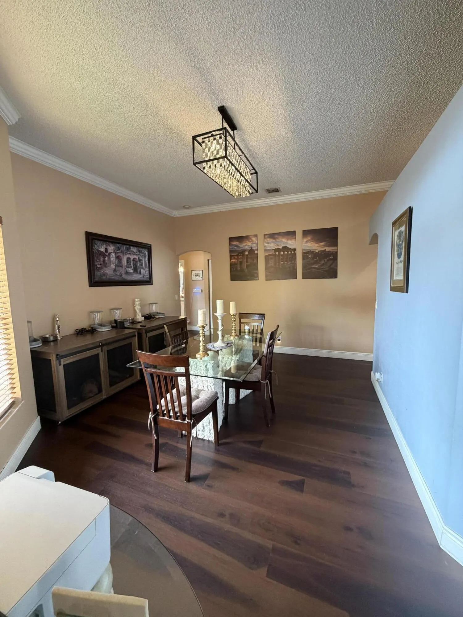 6801 Las Colinas Lane