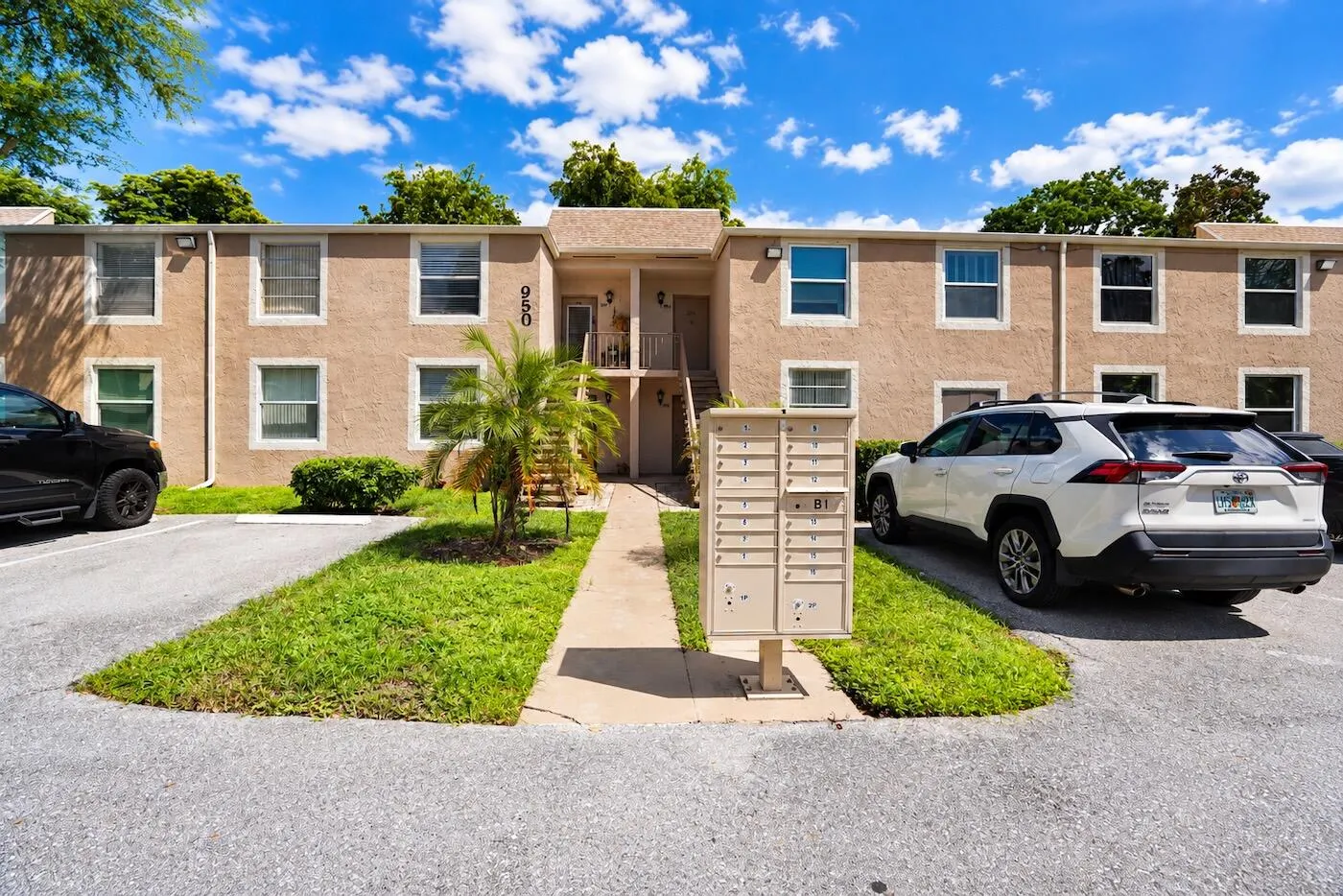 950 NW 80TH Avenue #104