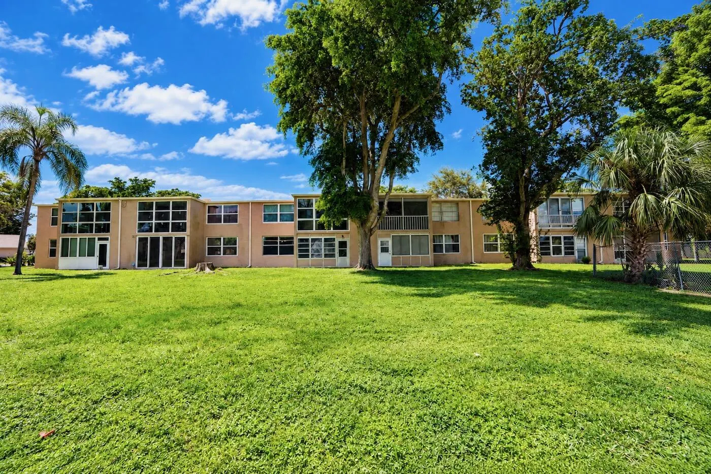 950 NW 80TH Avenue #104