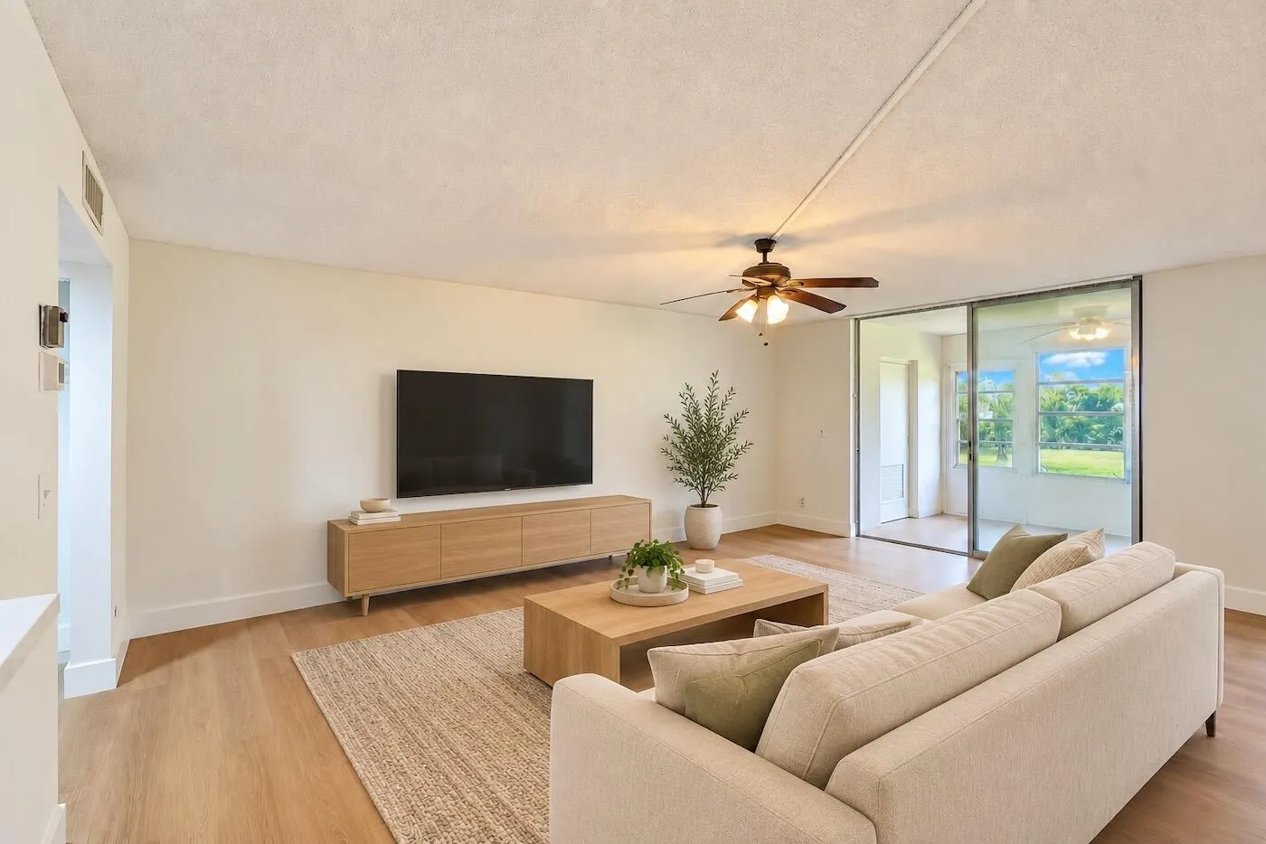 950 NW 80TH Avenue #104