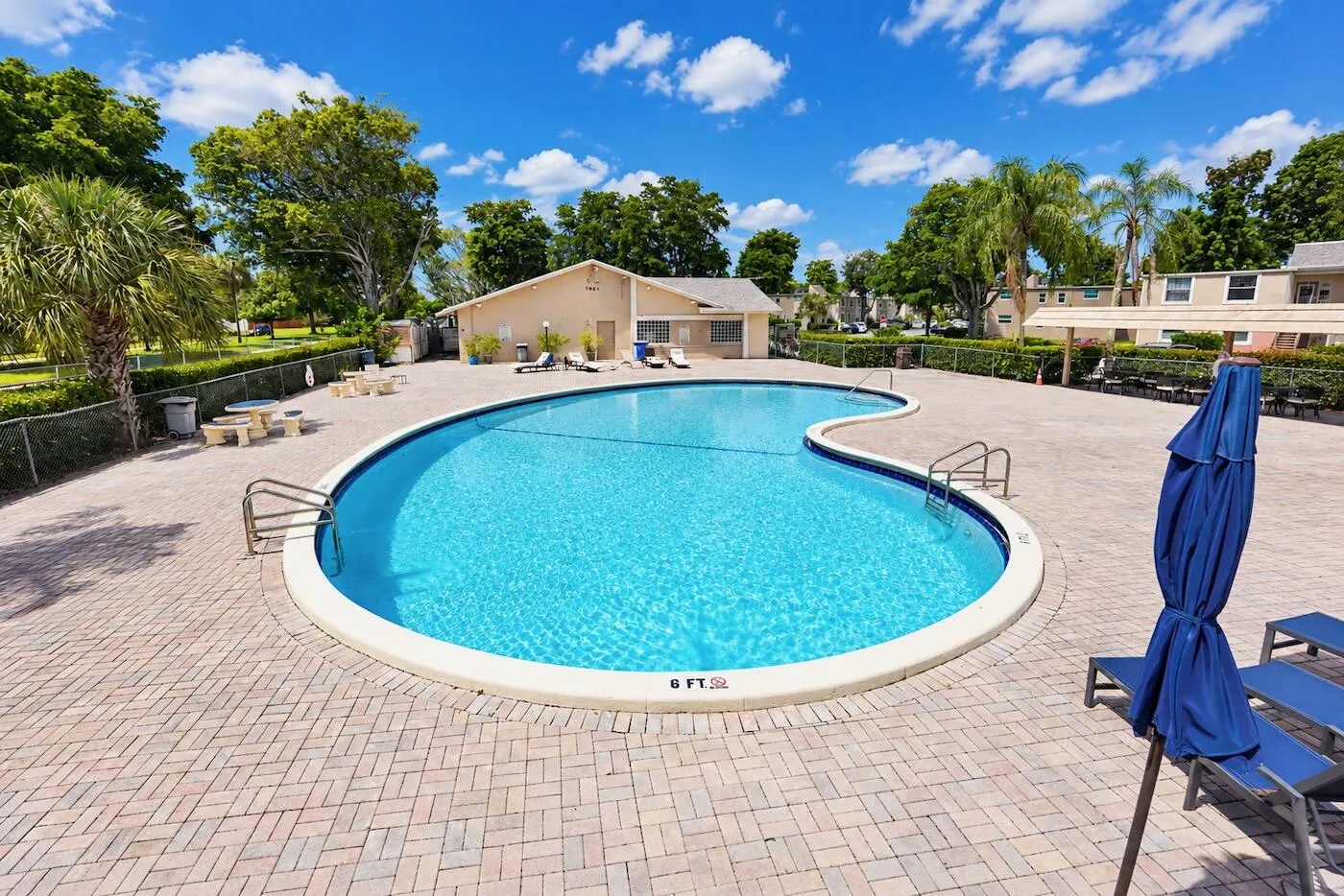950 NW 80TH Avenue #104