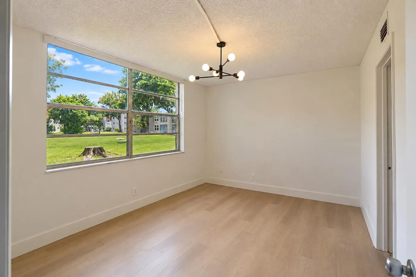 950 NW 80TH Avenue #104