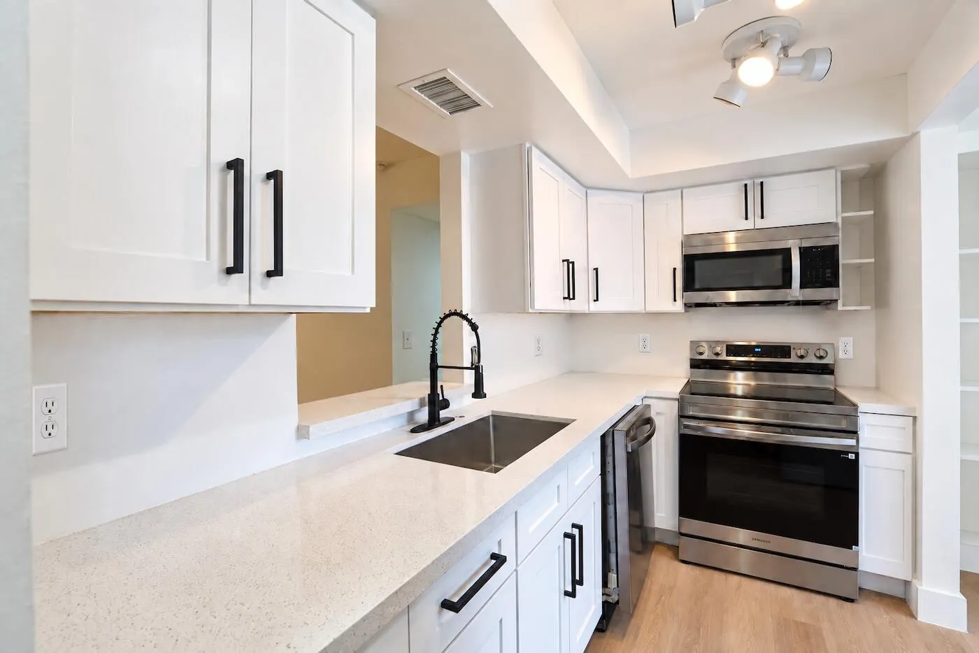 950 NW 80TH Avenue #104