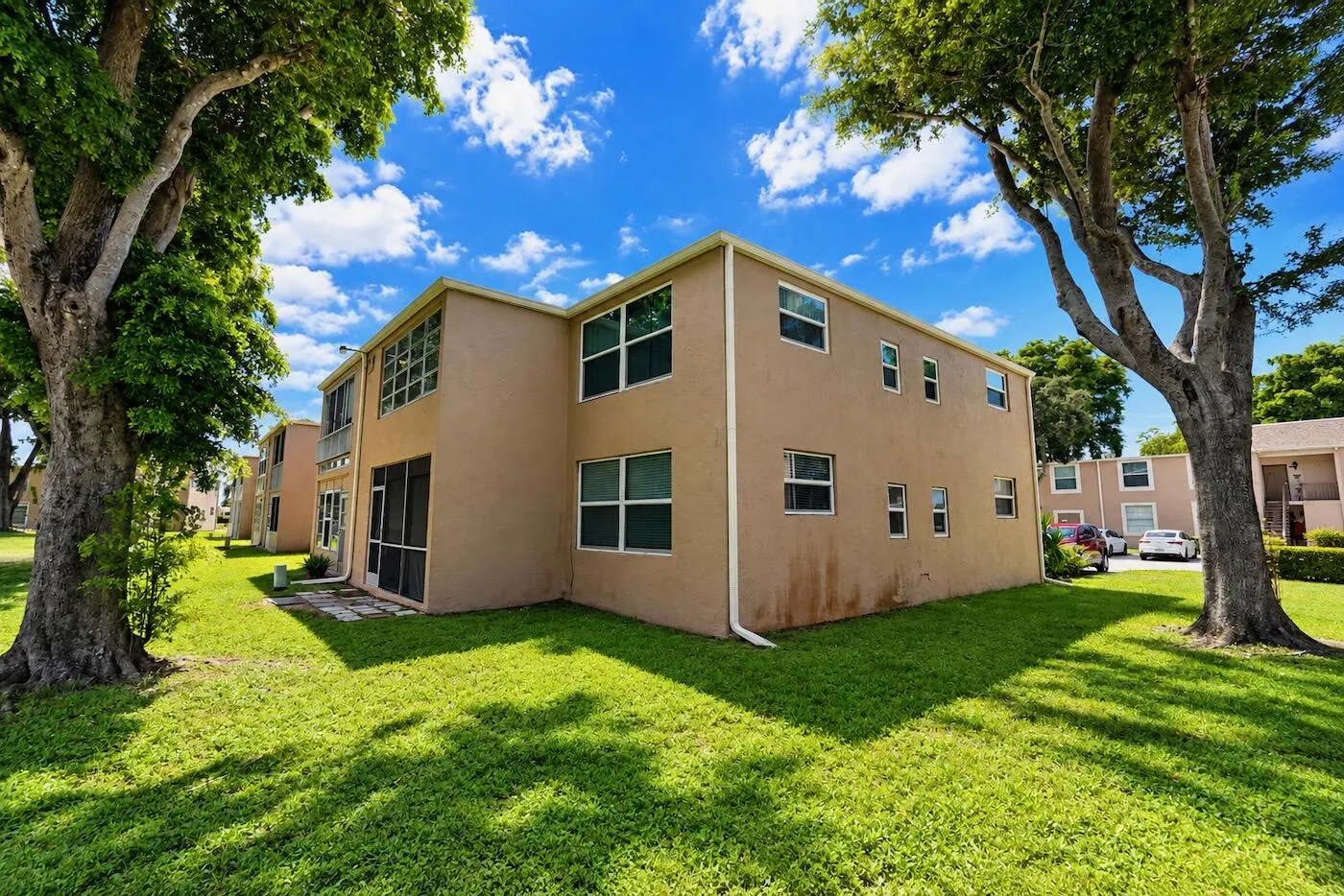 950 NW 80TH Avenue #104