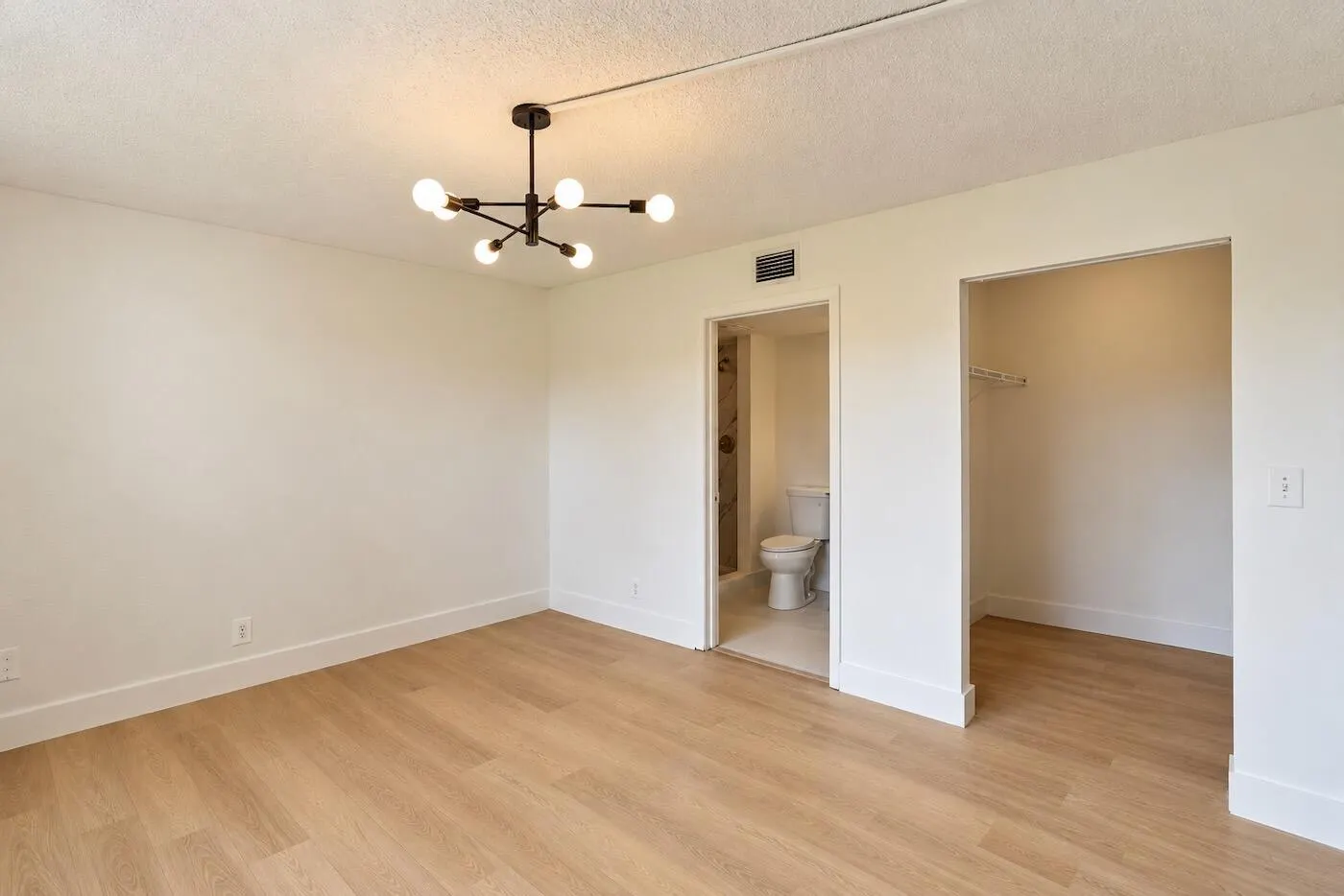 950 NW 80TH Avenue #104