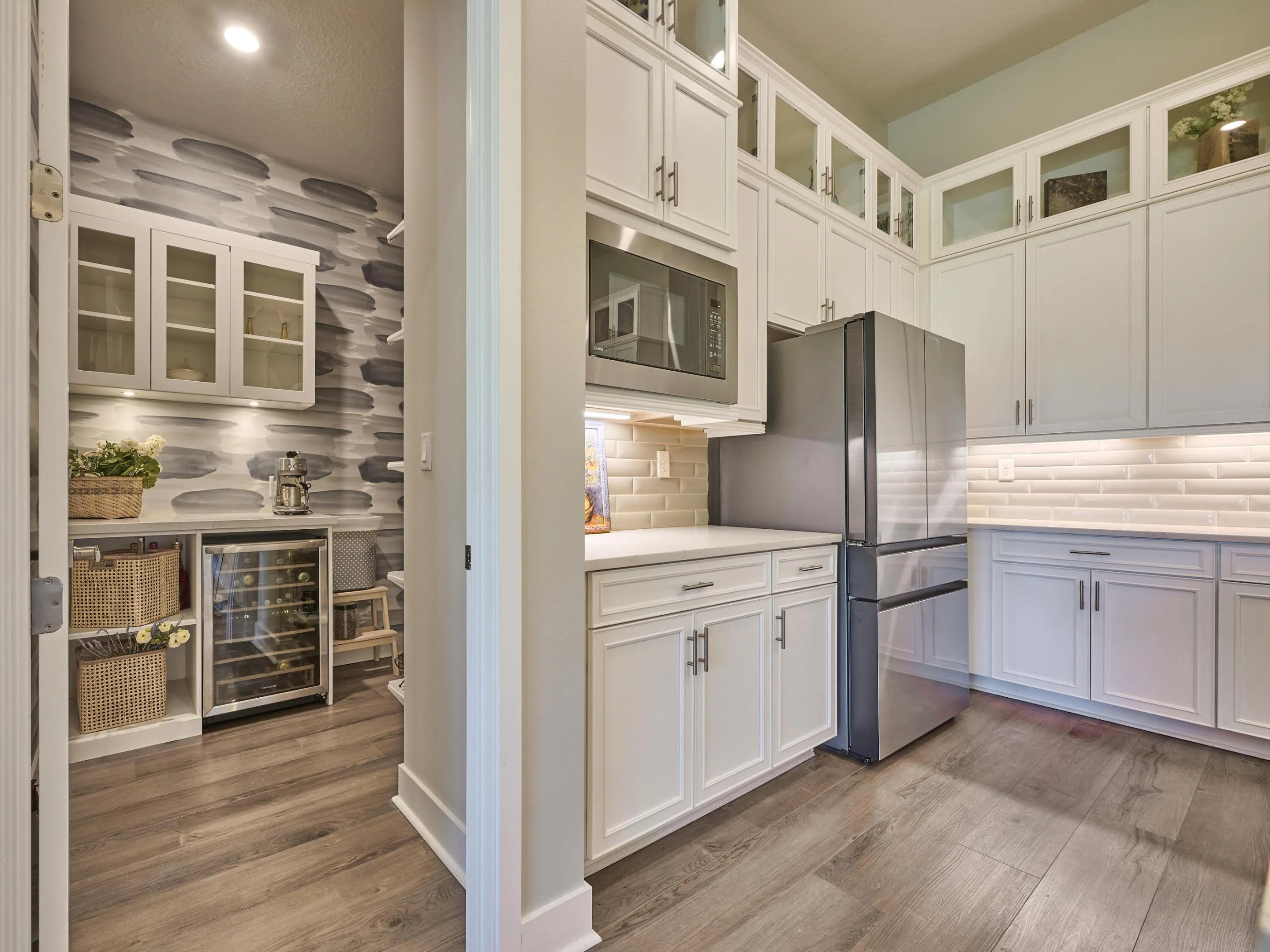 7832 DEER LAKE Court