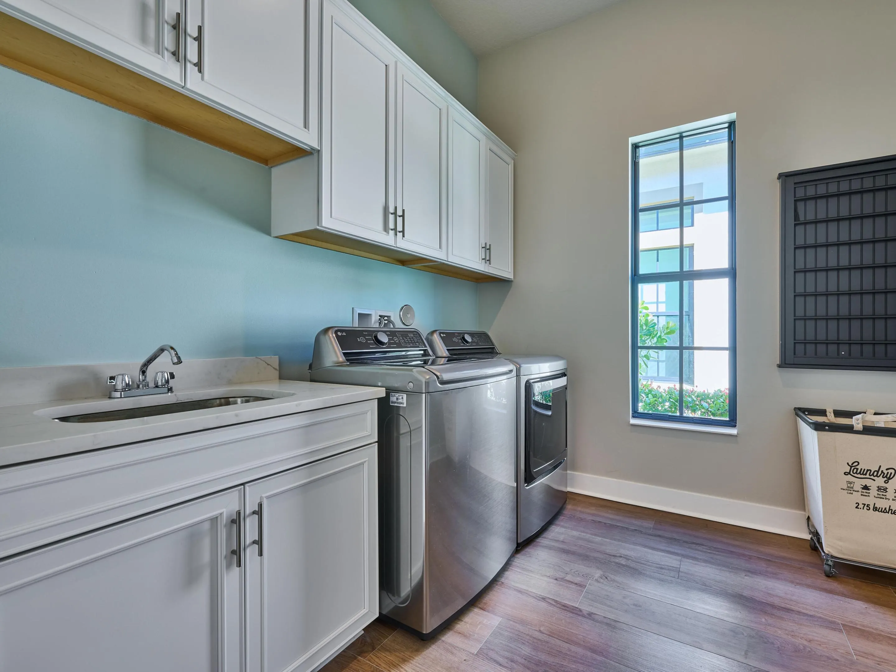 7832 DEER LAKE Court