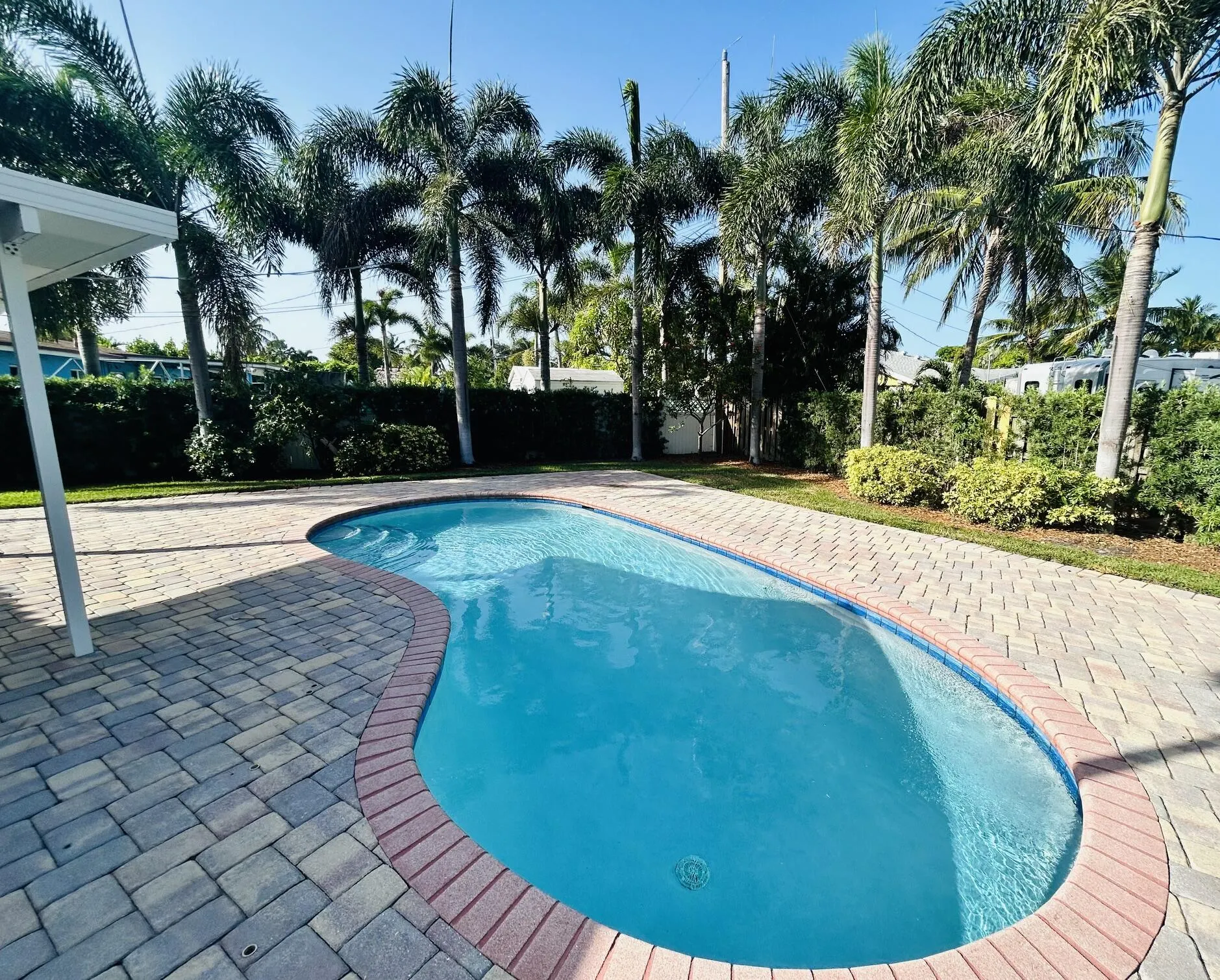 328 SE 6TH Avenue