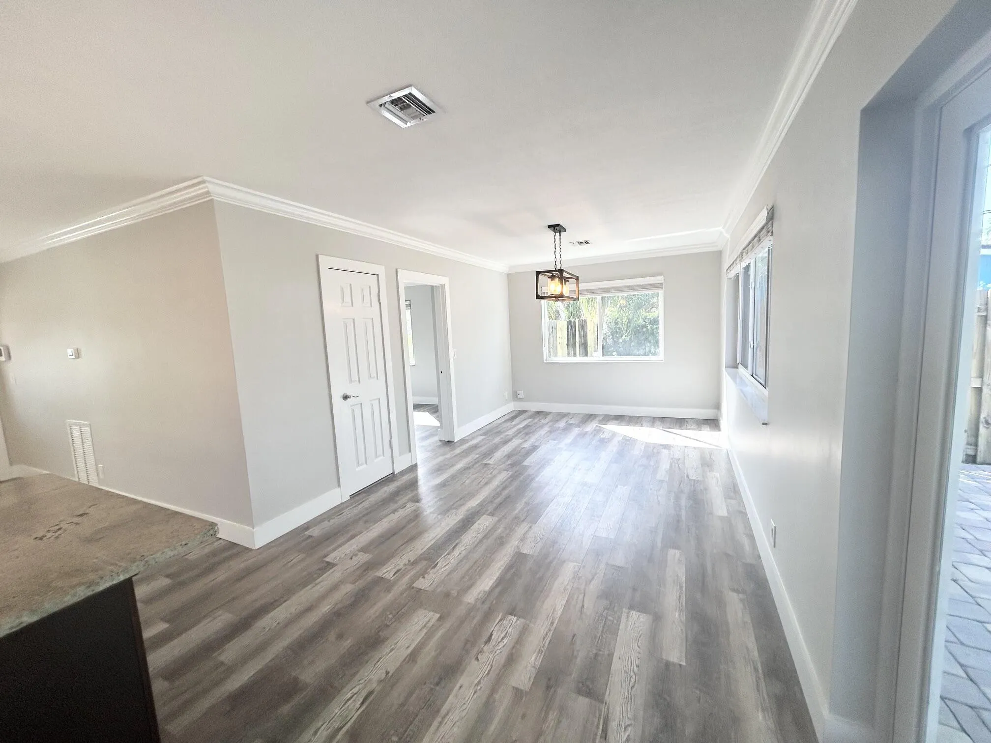 328 SE 6TH Avenue