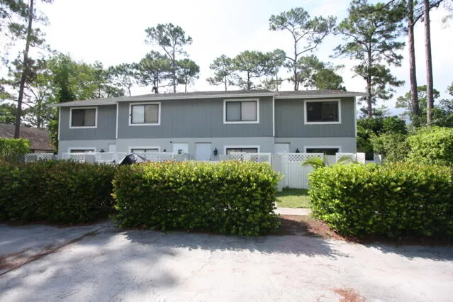 1141 GOLDENROD Road
