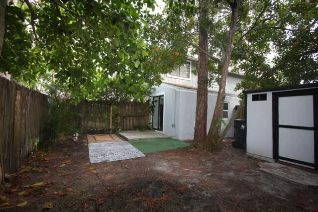 1141 GOLDENROD Road