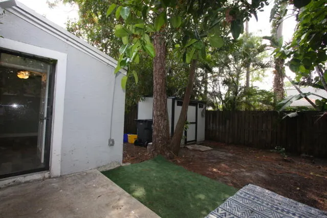 1141 GOLDENROD Road