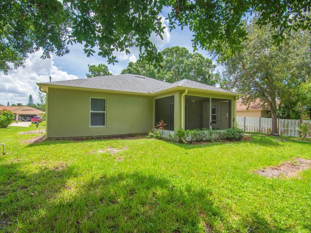 557 BROWNING Terrace