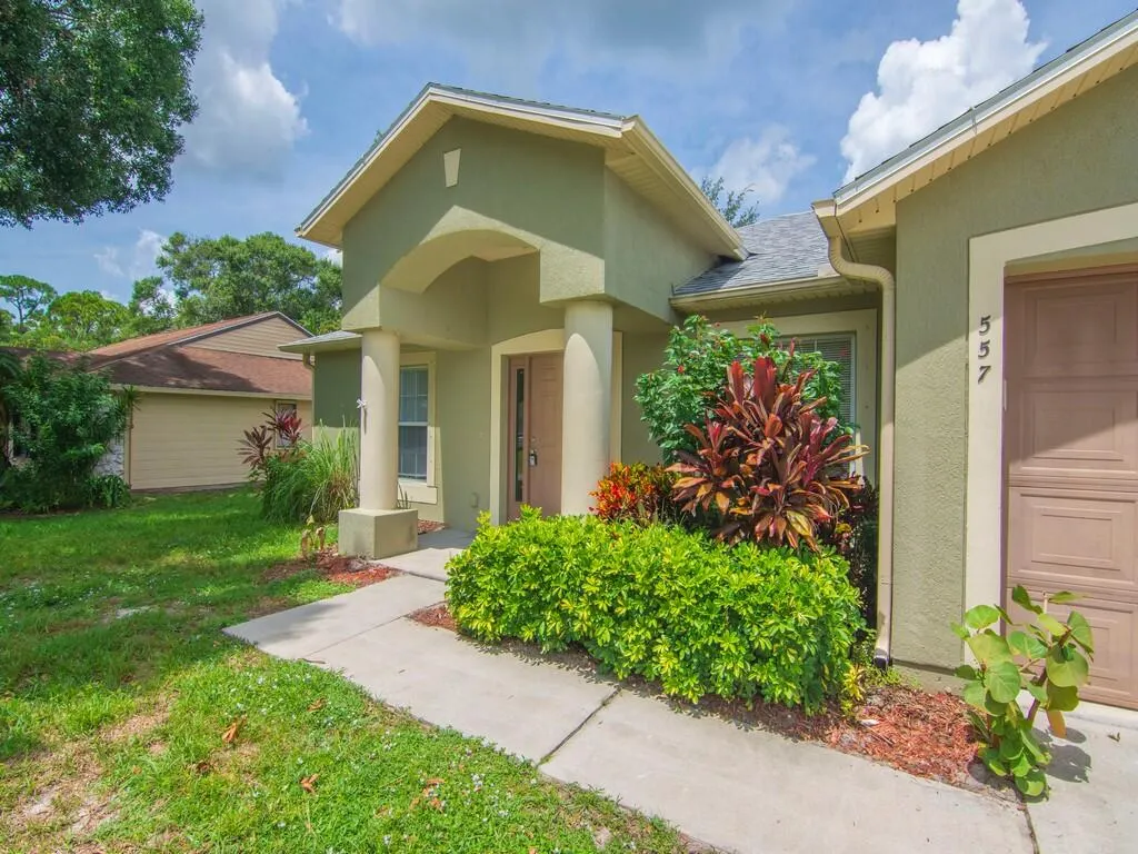 557 BROWNING Terrace
