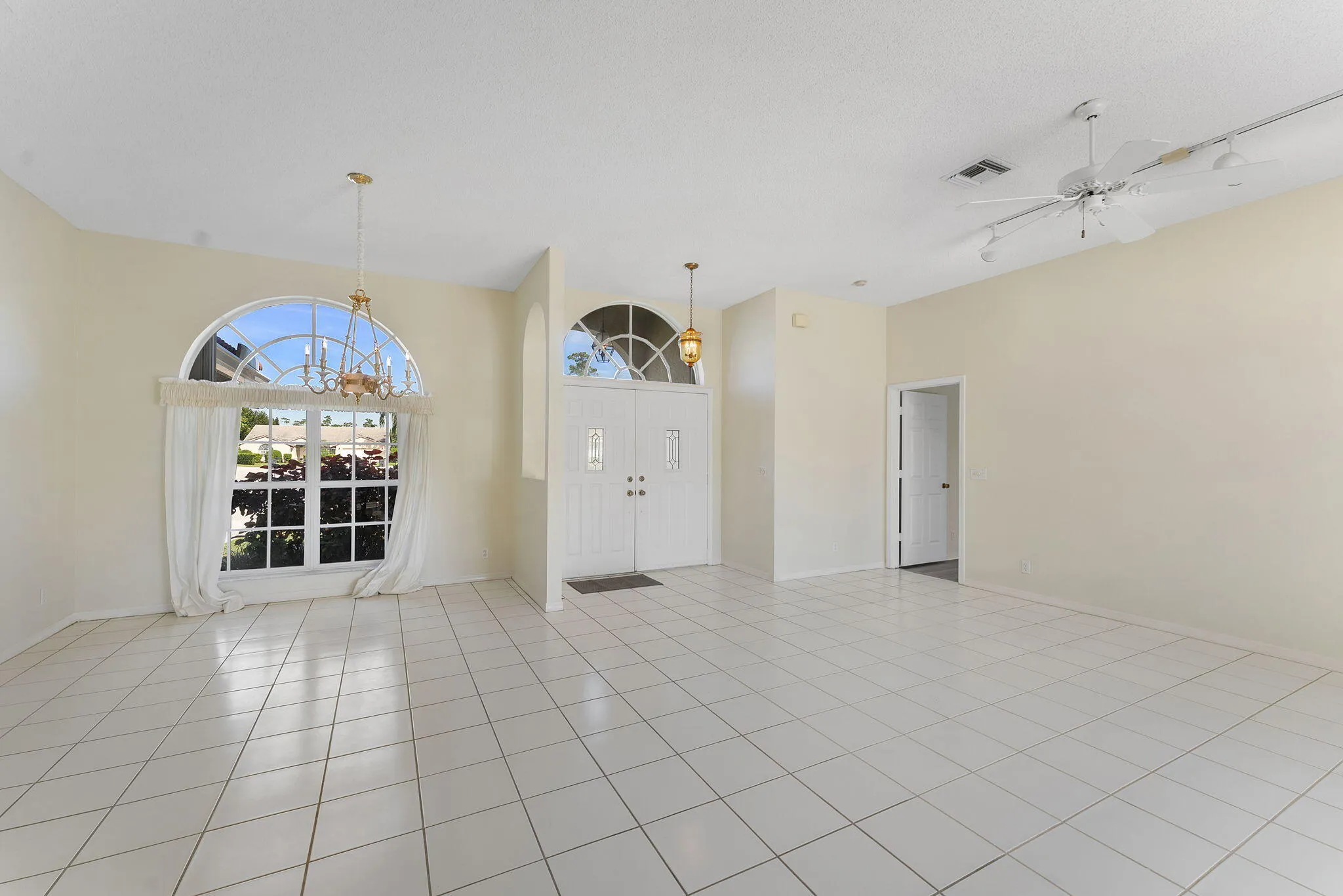 1224 Lake Breeze Drive