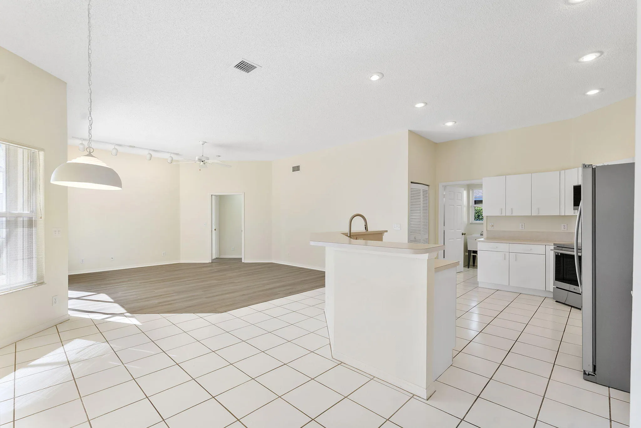 1224 Lake Breeze Drive