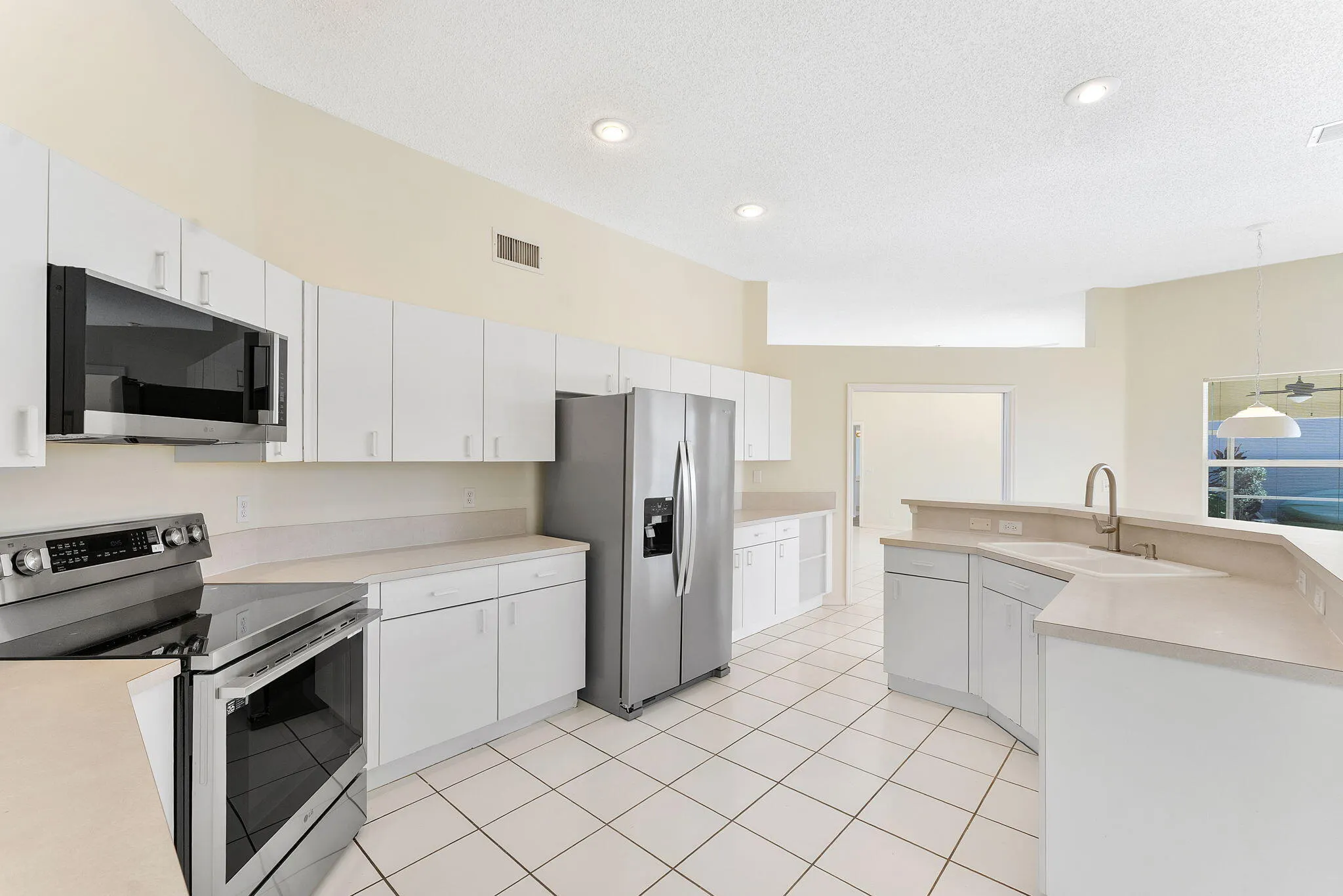 1224 Lake Breeze Drive