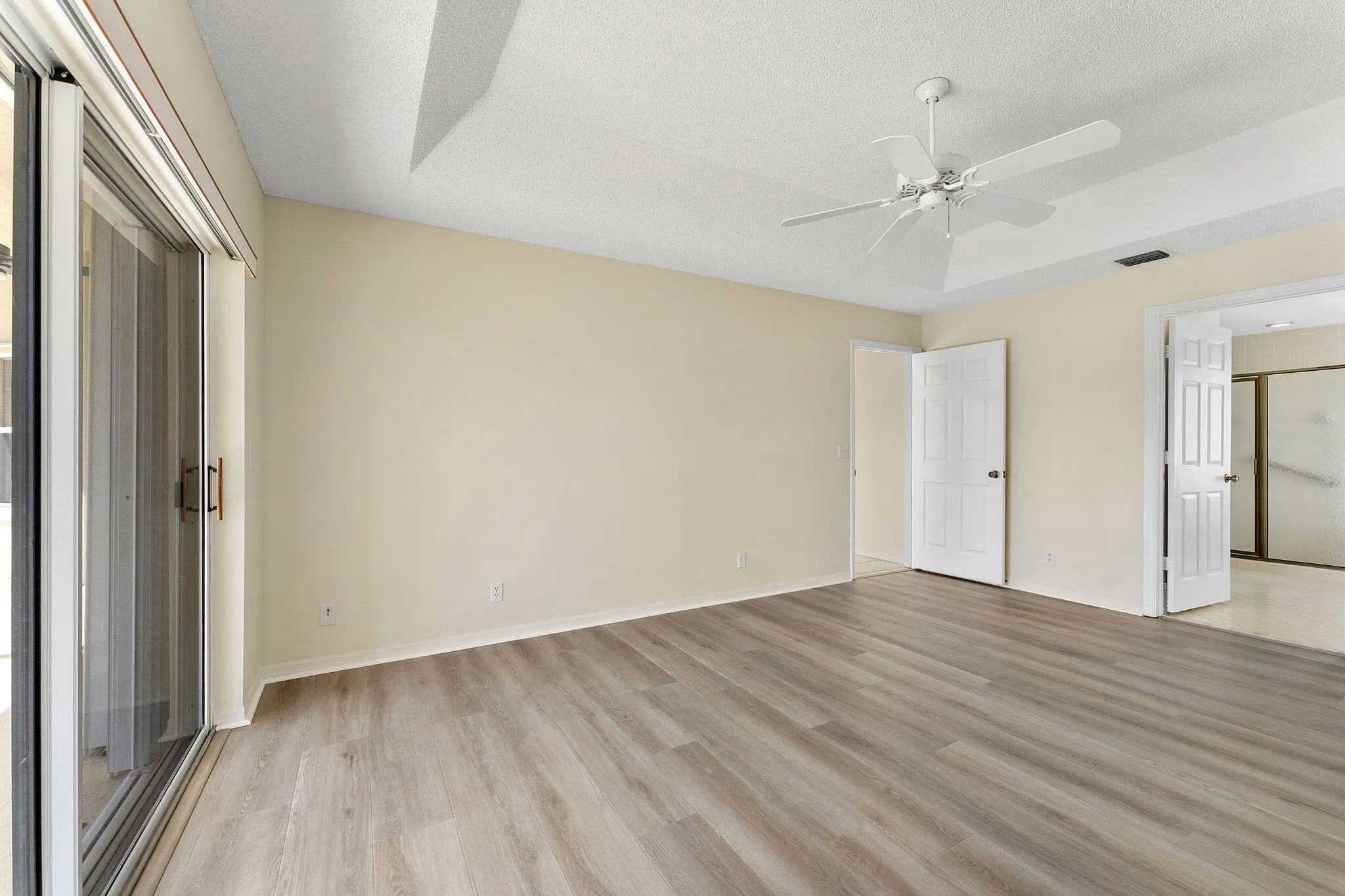 1224 Lake Breeze Drive