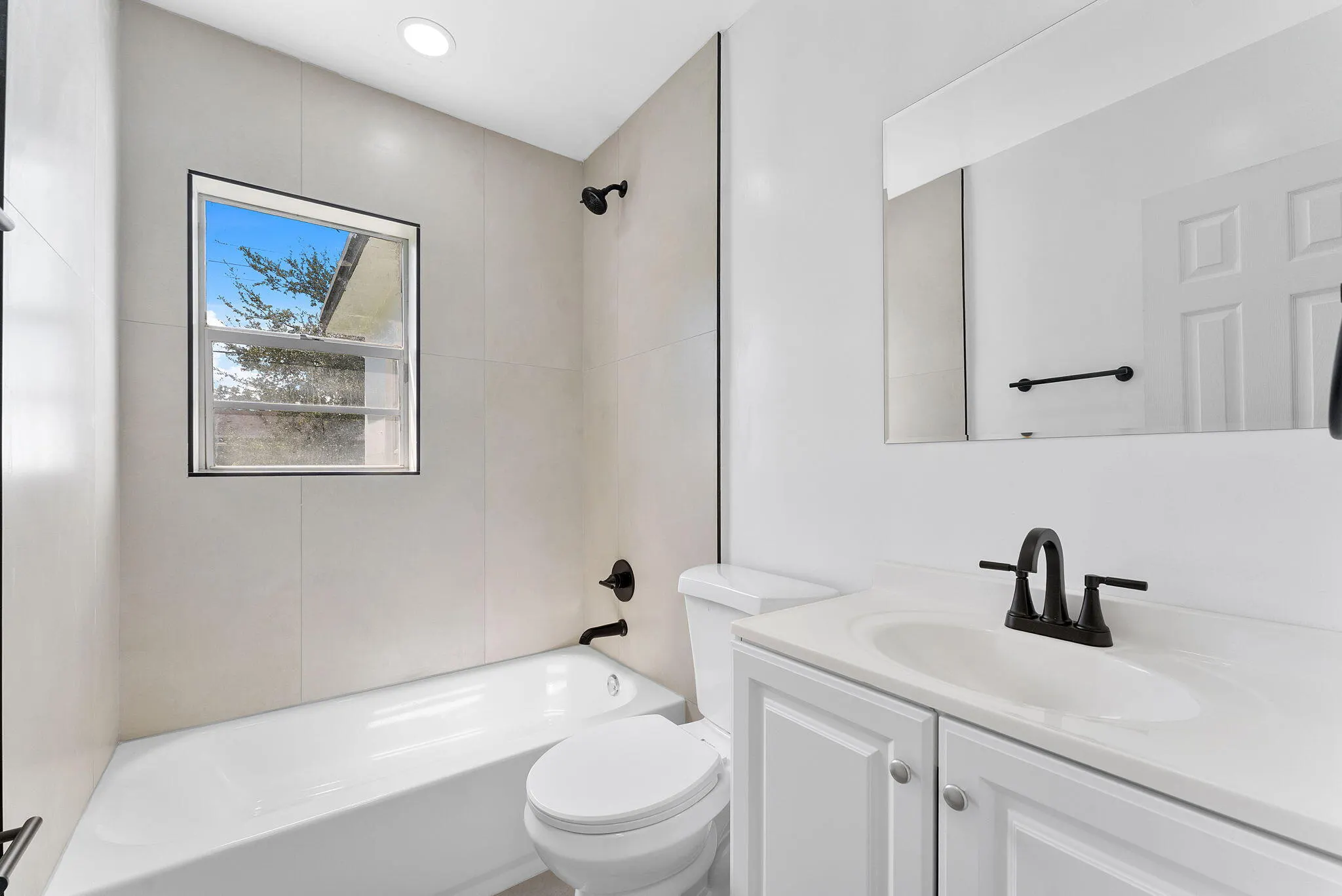 324 NW 3rd Street