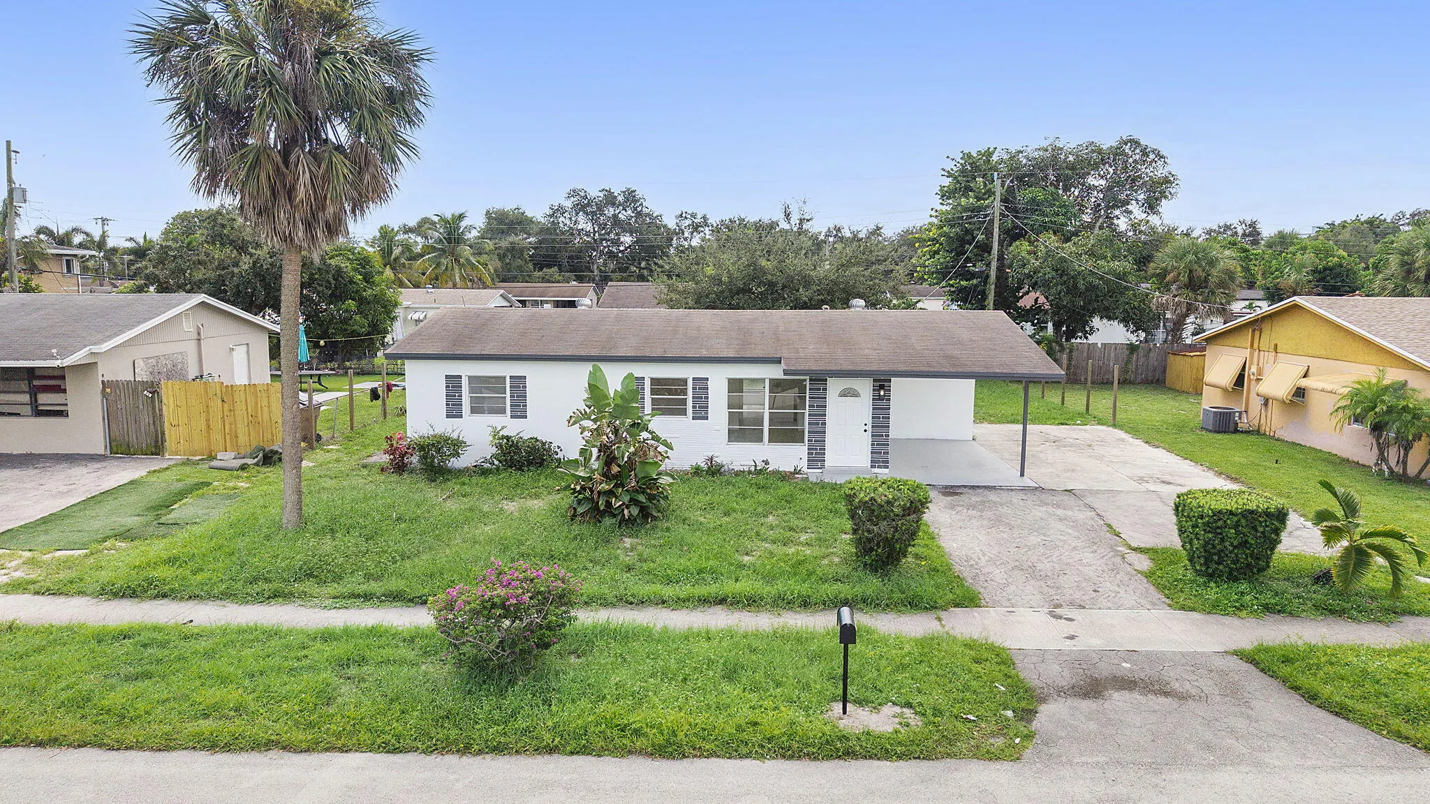 324 NW 3rd Street