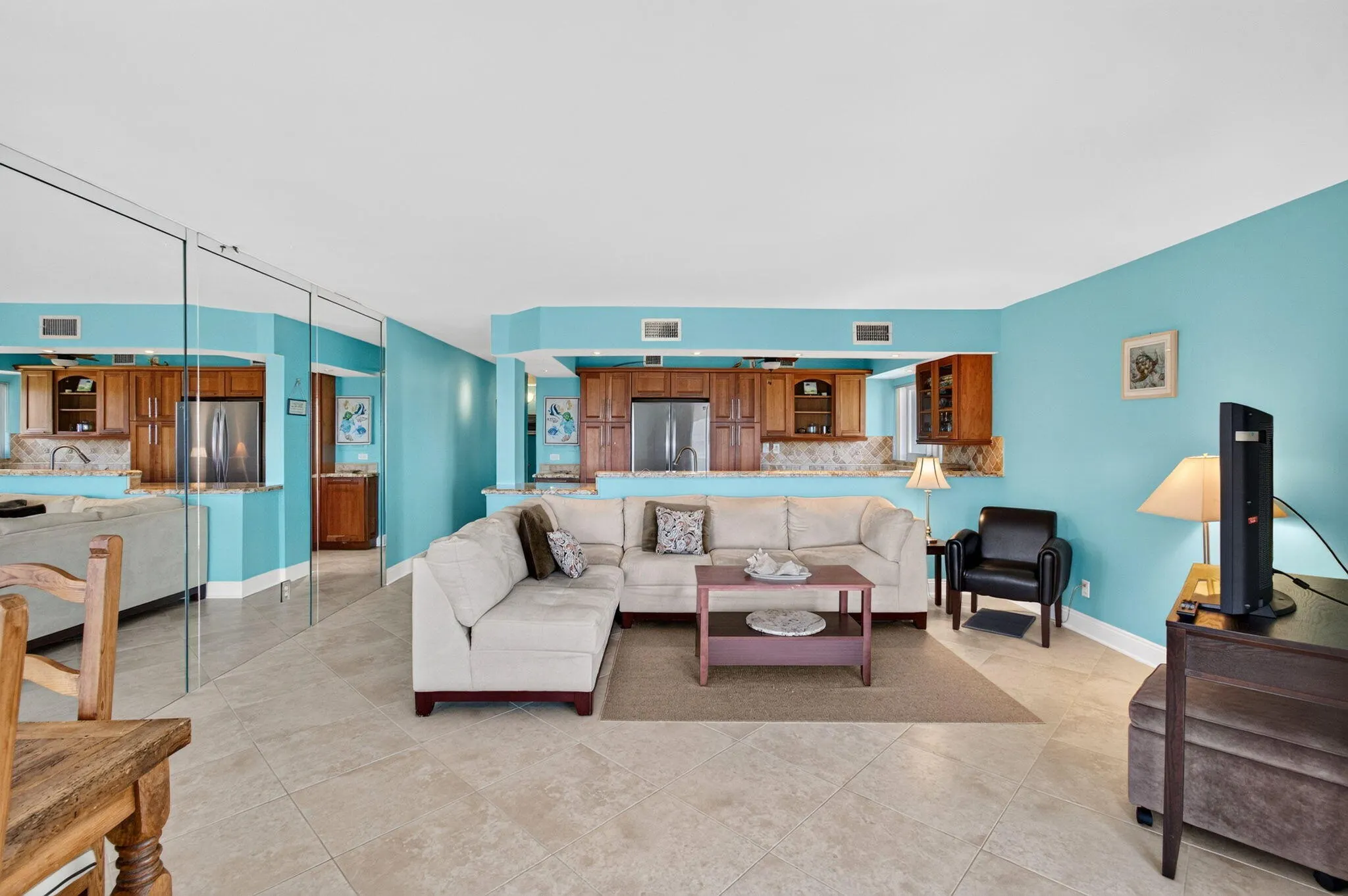 180 SE 20th Avenue #403