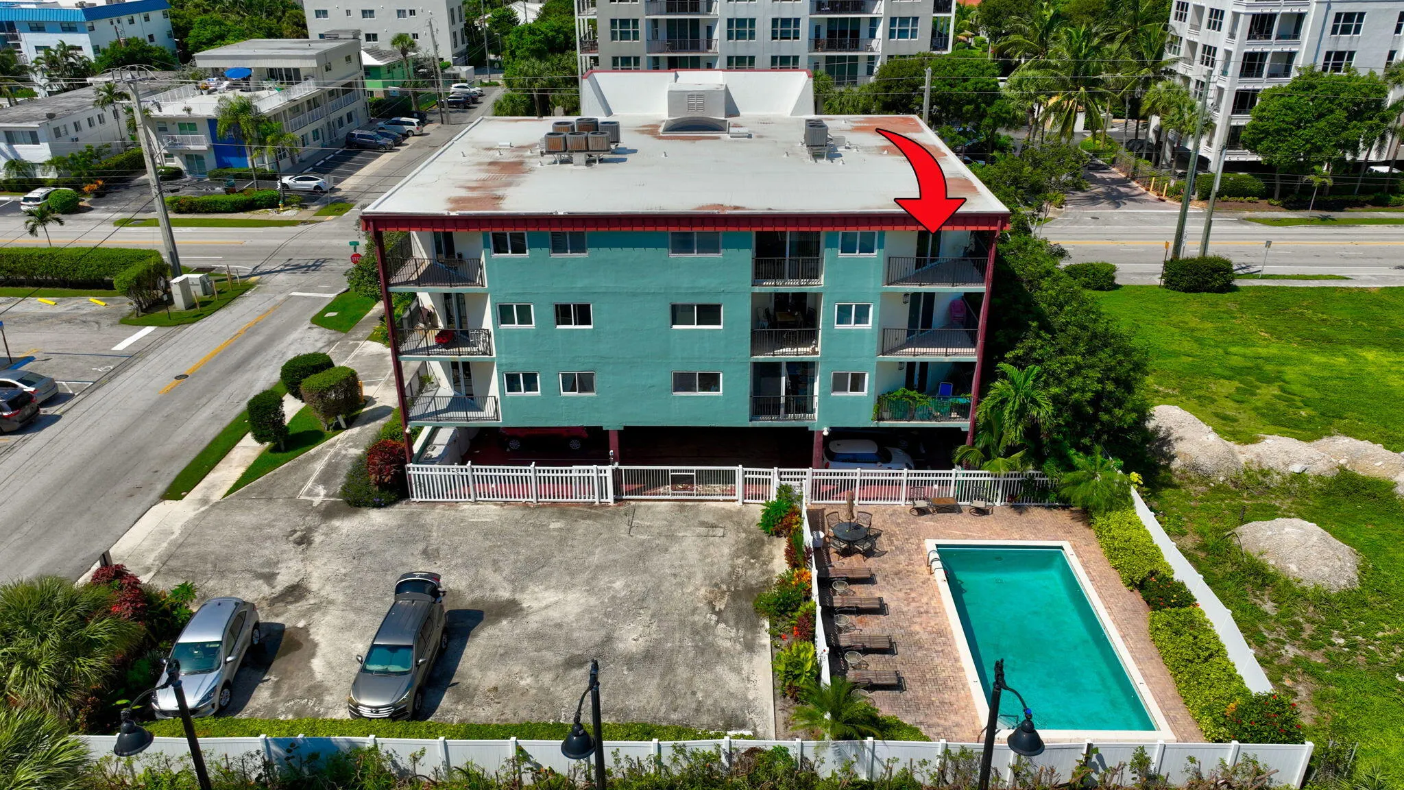 180 SE 20th Avenue #403