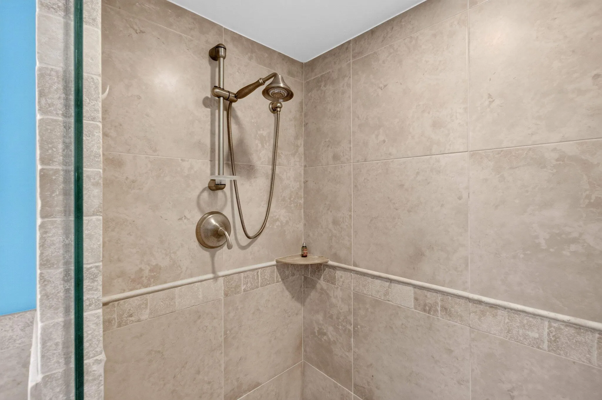 180 SE 20th Avenue #403