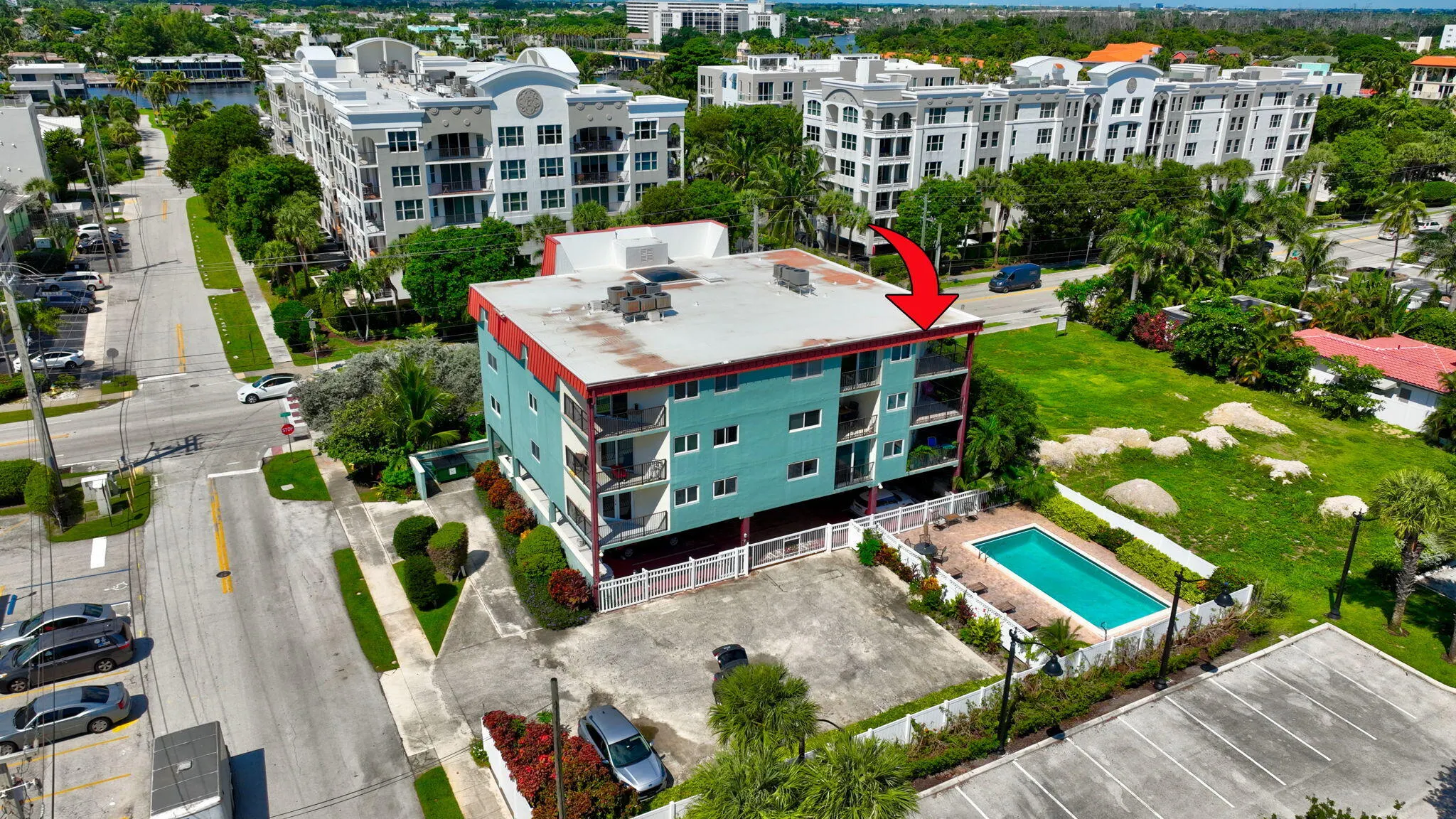 180 SE 20th Avenue #403