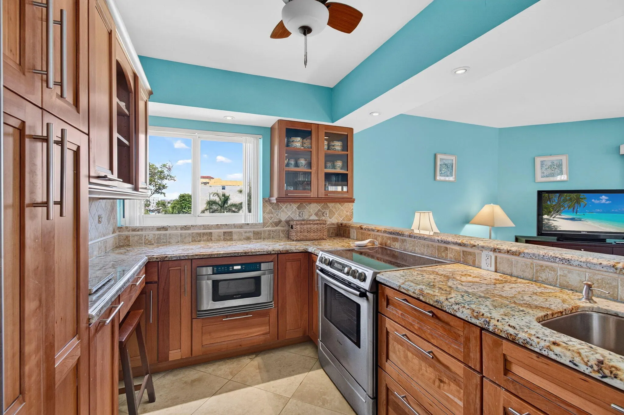 180 SE 20th Avenue #403