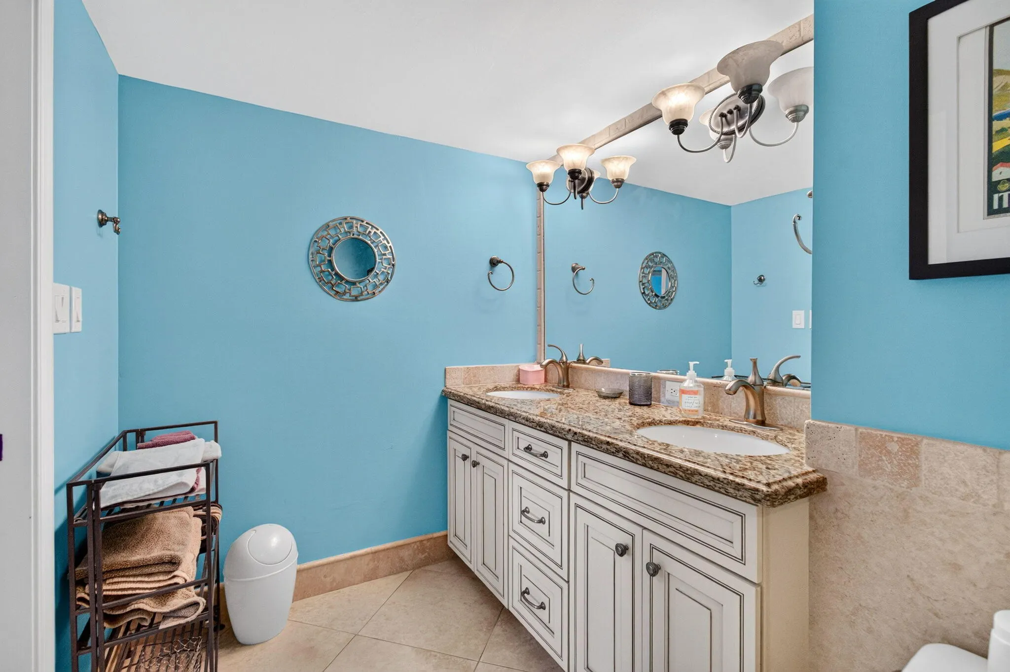 180 SE 20th Avenue #403