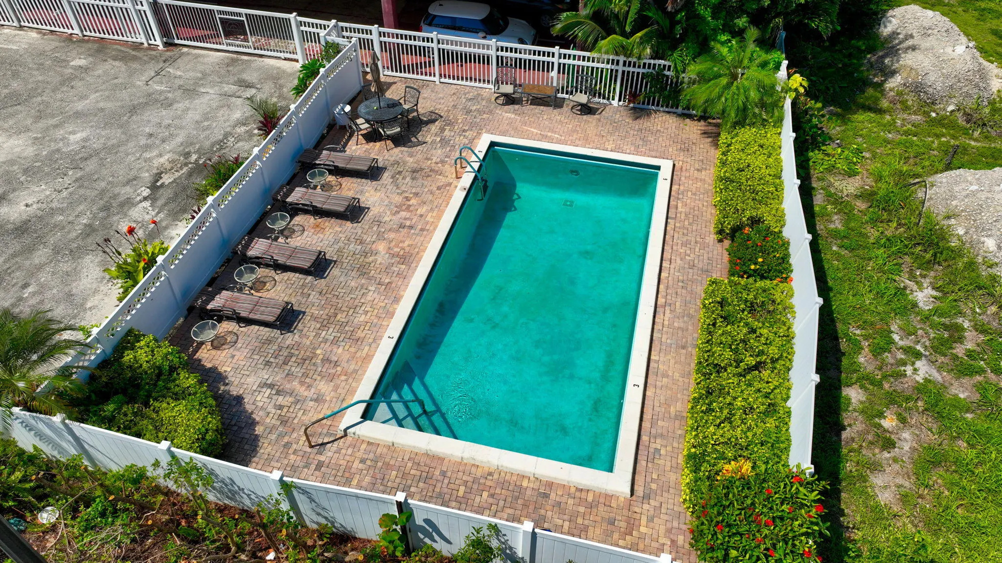 180 SE 20th Avenue #403