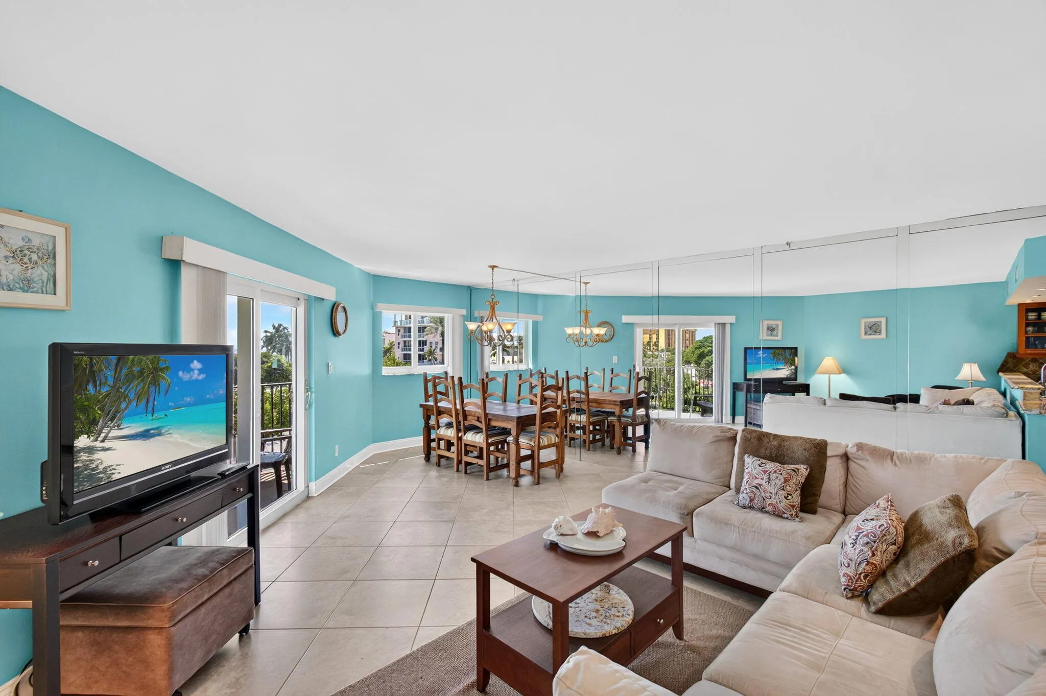 180 SE 20th Avenue #403