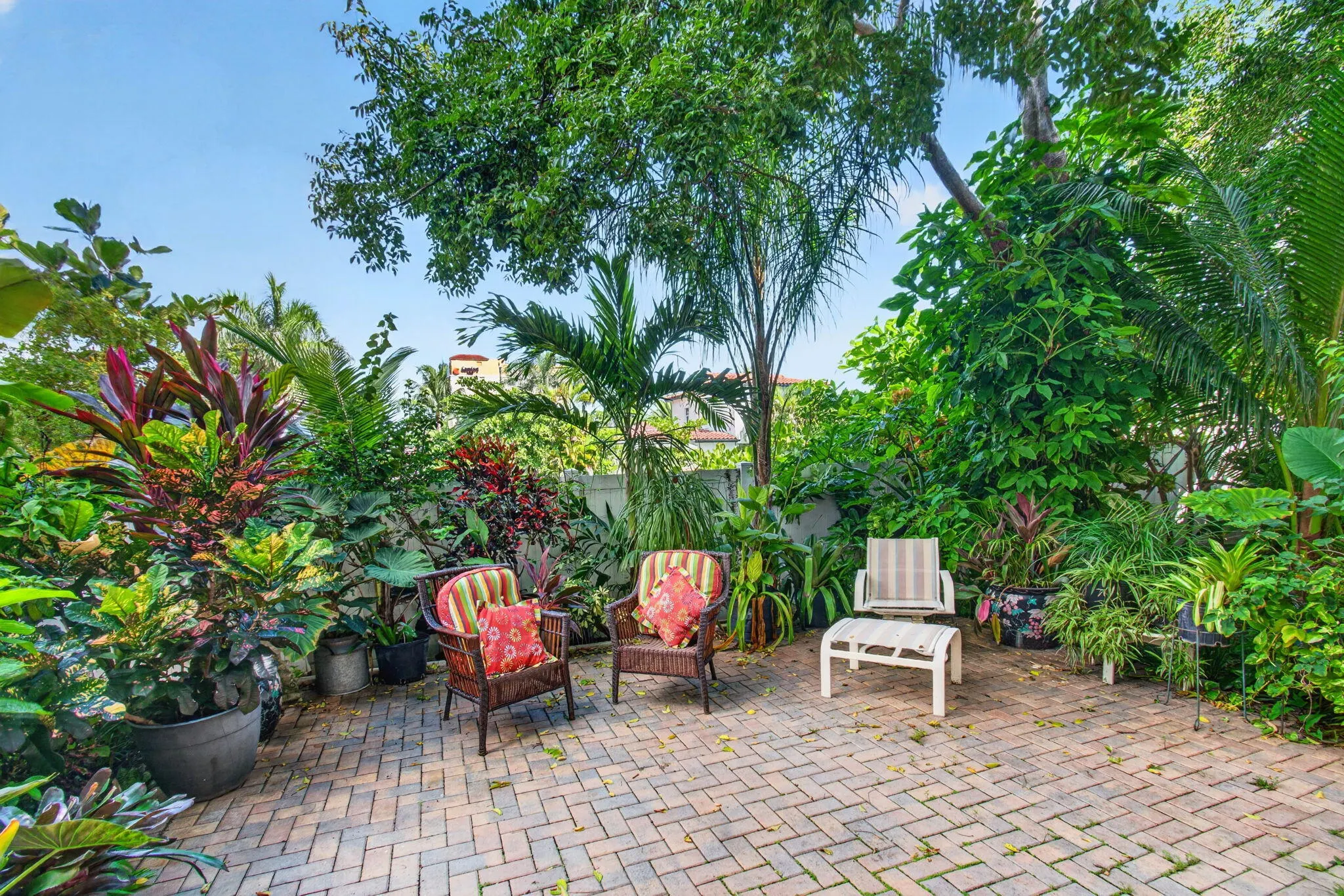 180 SE 20th Avenue #403