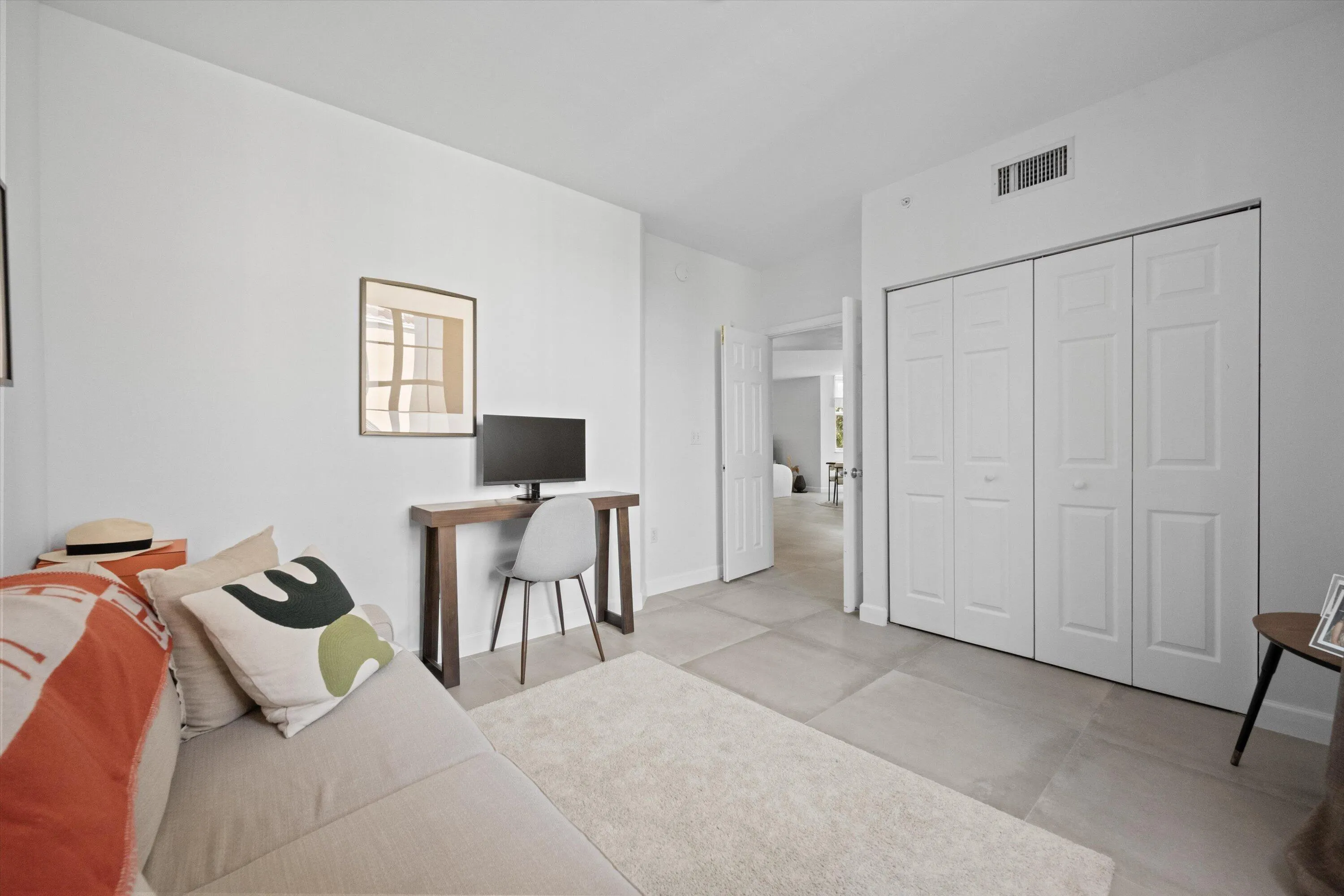 11750 SAINT ANDREWS Place #208