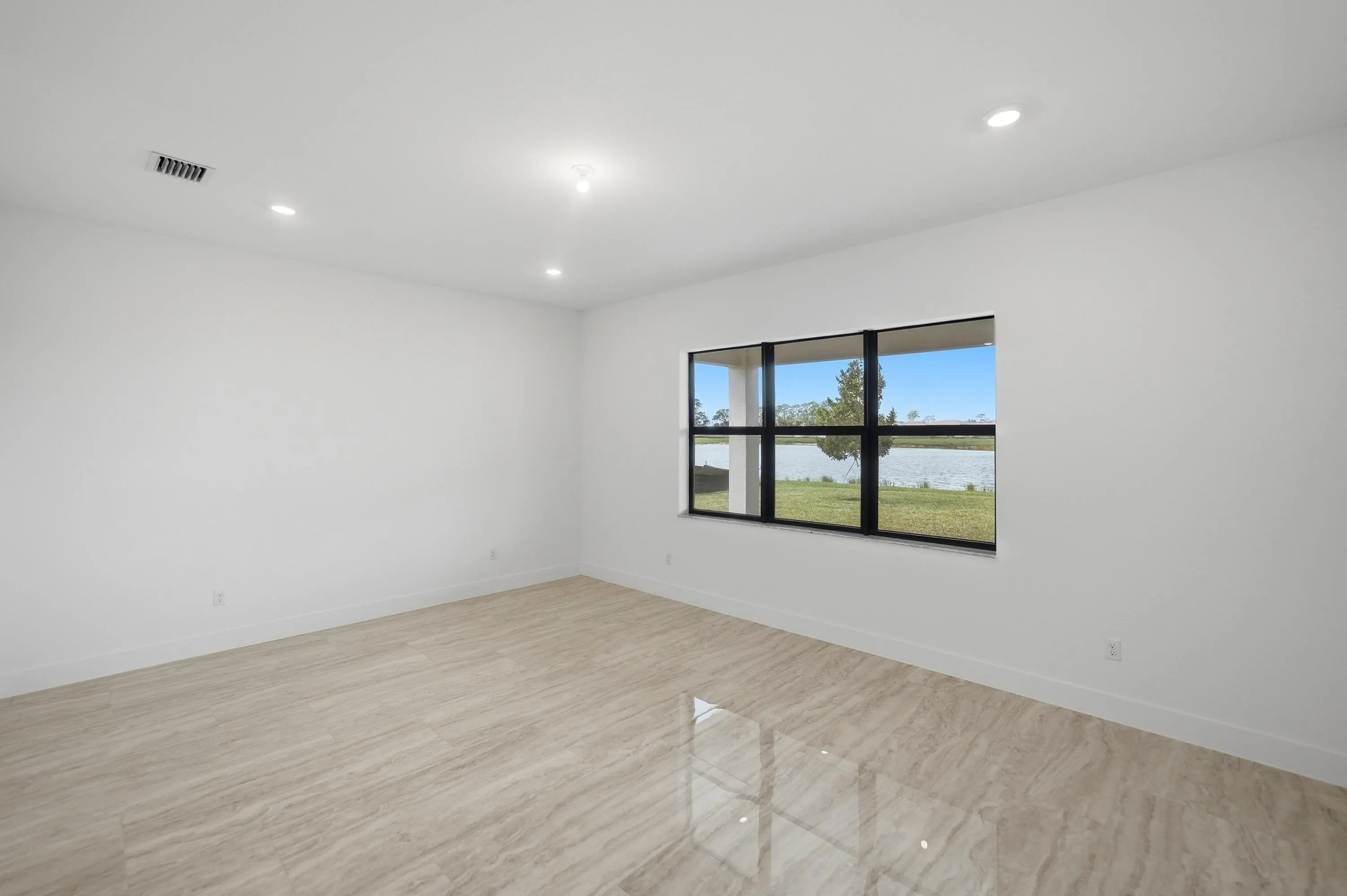 7605 Bridle Trail Way