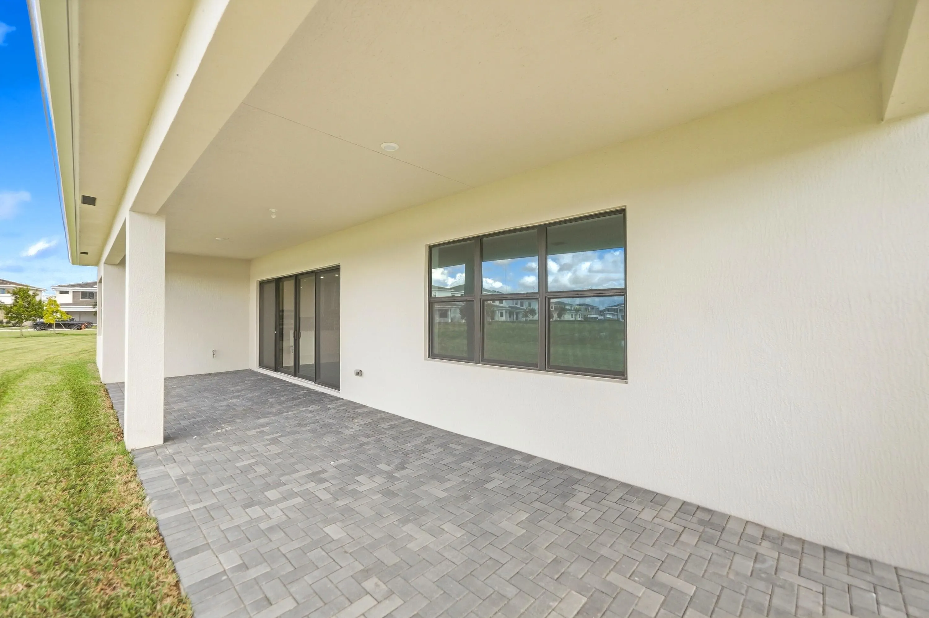 7605 Bridle Trail Way