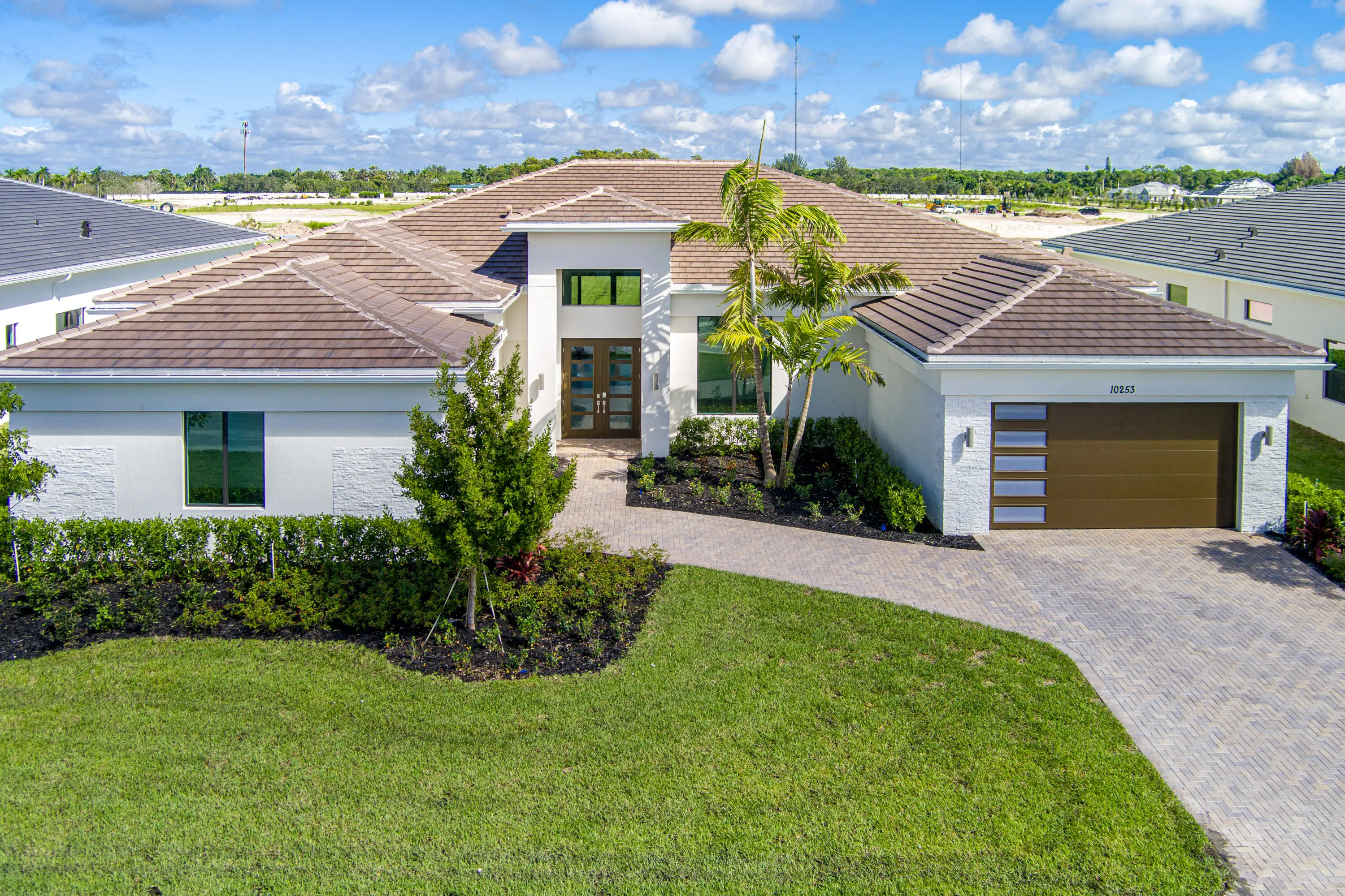 10253 CANTER CREEK Court