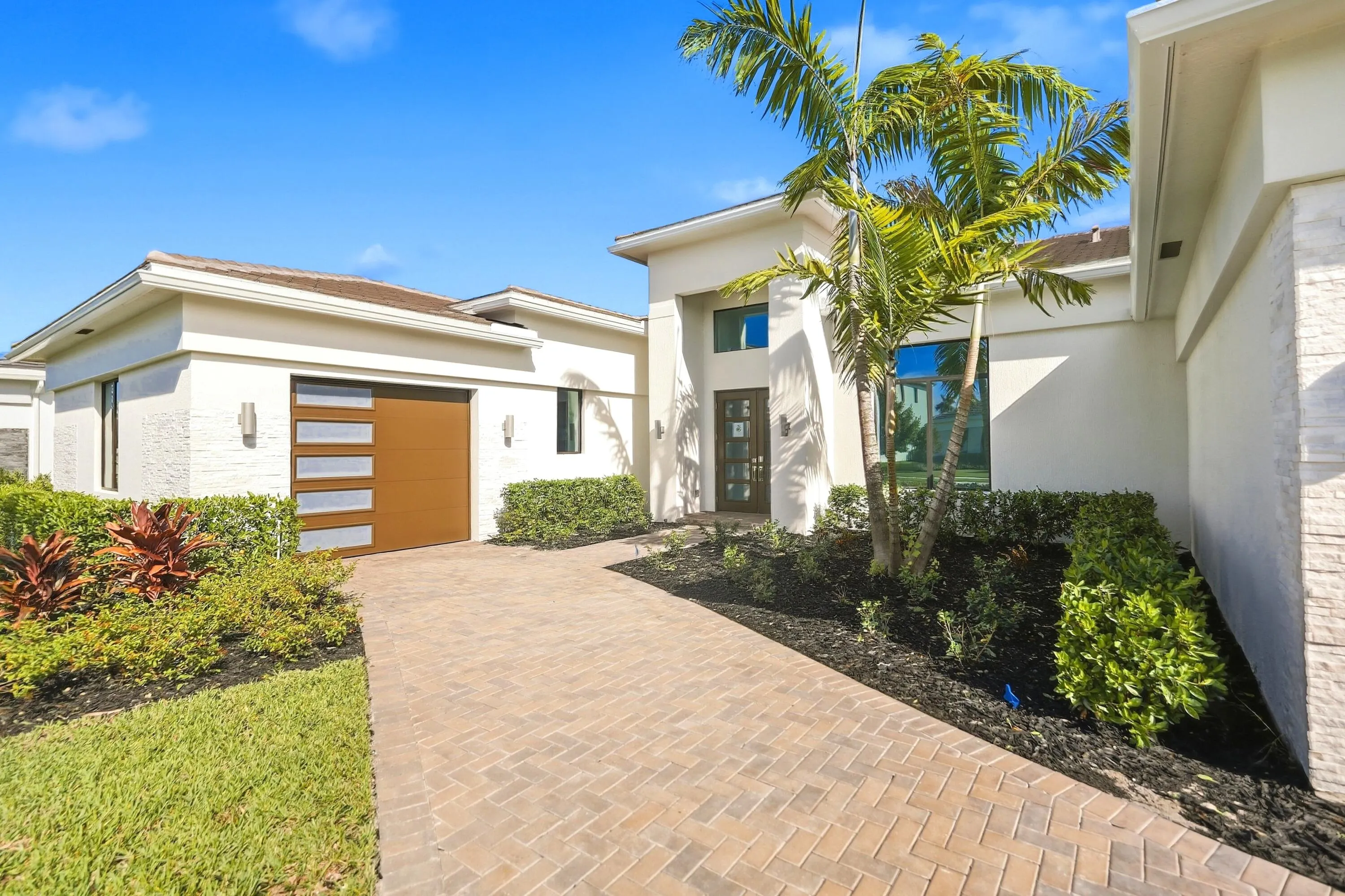 10253 CANTER CREEK Court